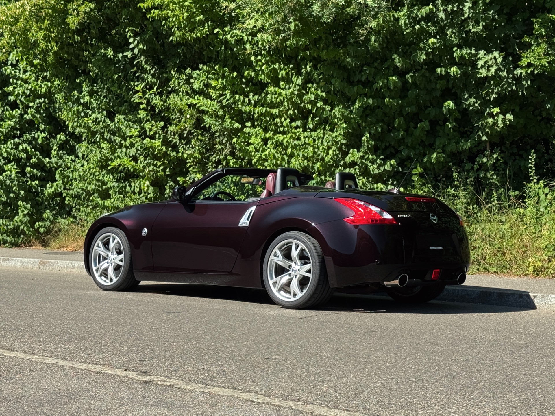 NISSAN 370 Z Roadster Pack-image-6