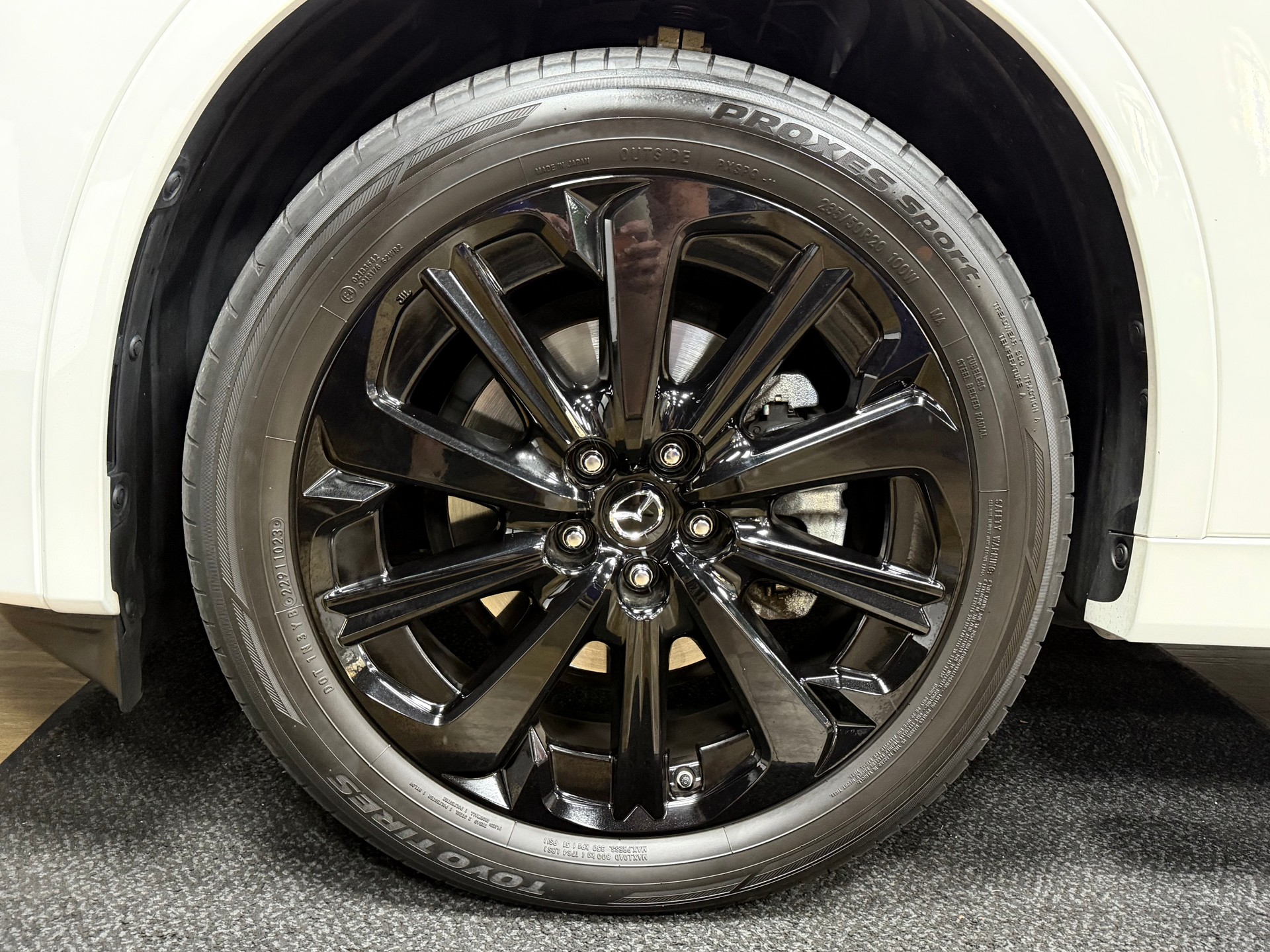 MAZDA CX-60 3.3L e-Skyactiv D 254 MHEV AWD Homura-image-31