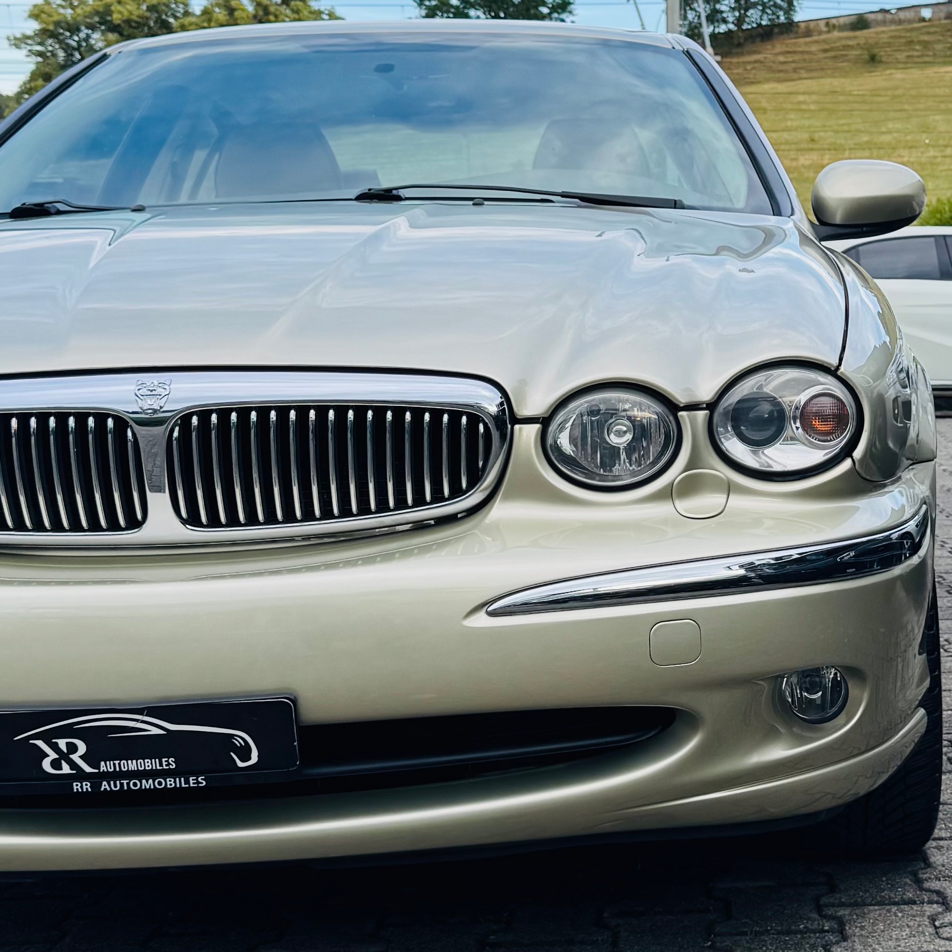 JAGUAR 2.5 V6 Traction4 Sovereign-image-24