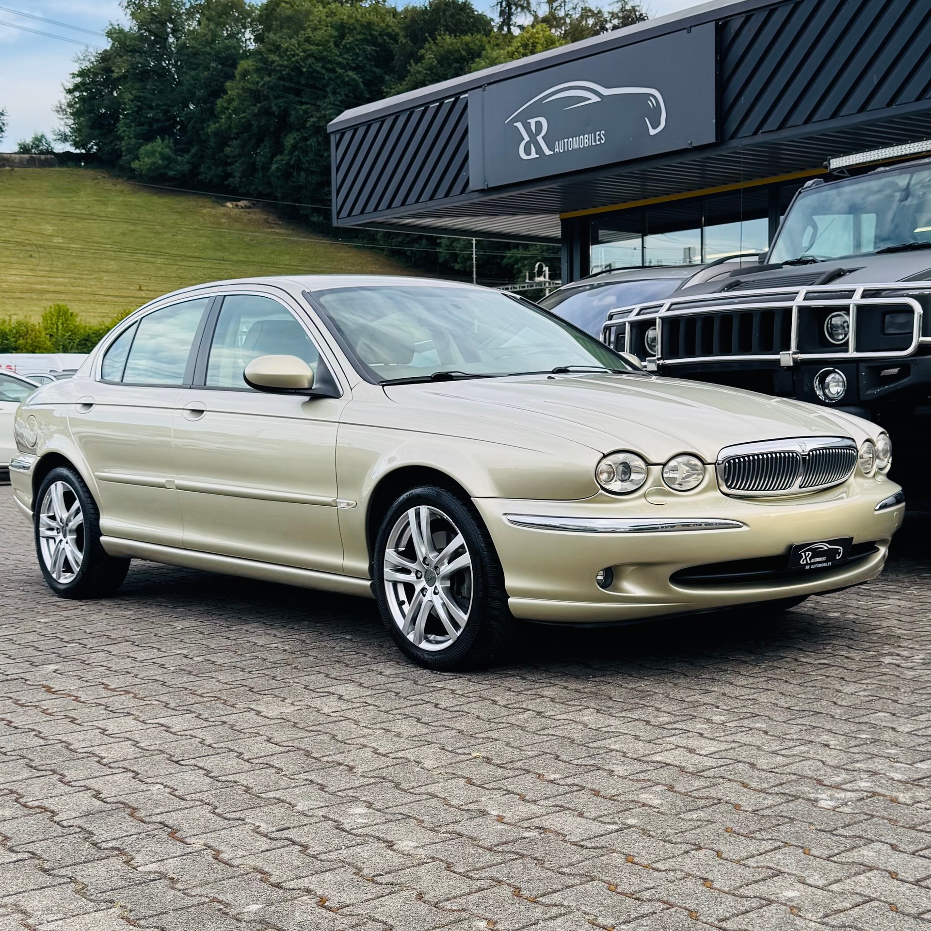 JAGUAR 2.5 V6 Traction4 Sovereign-image-0