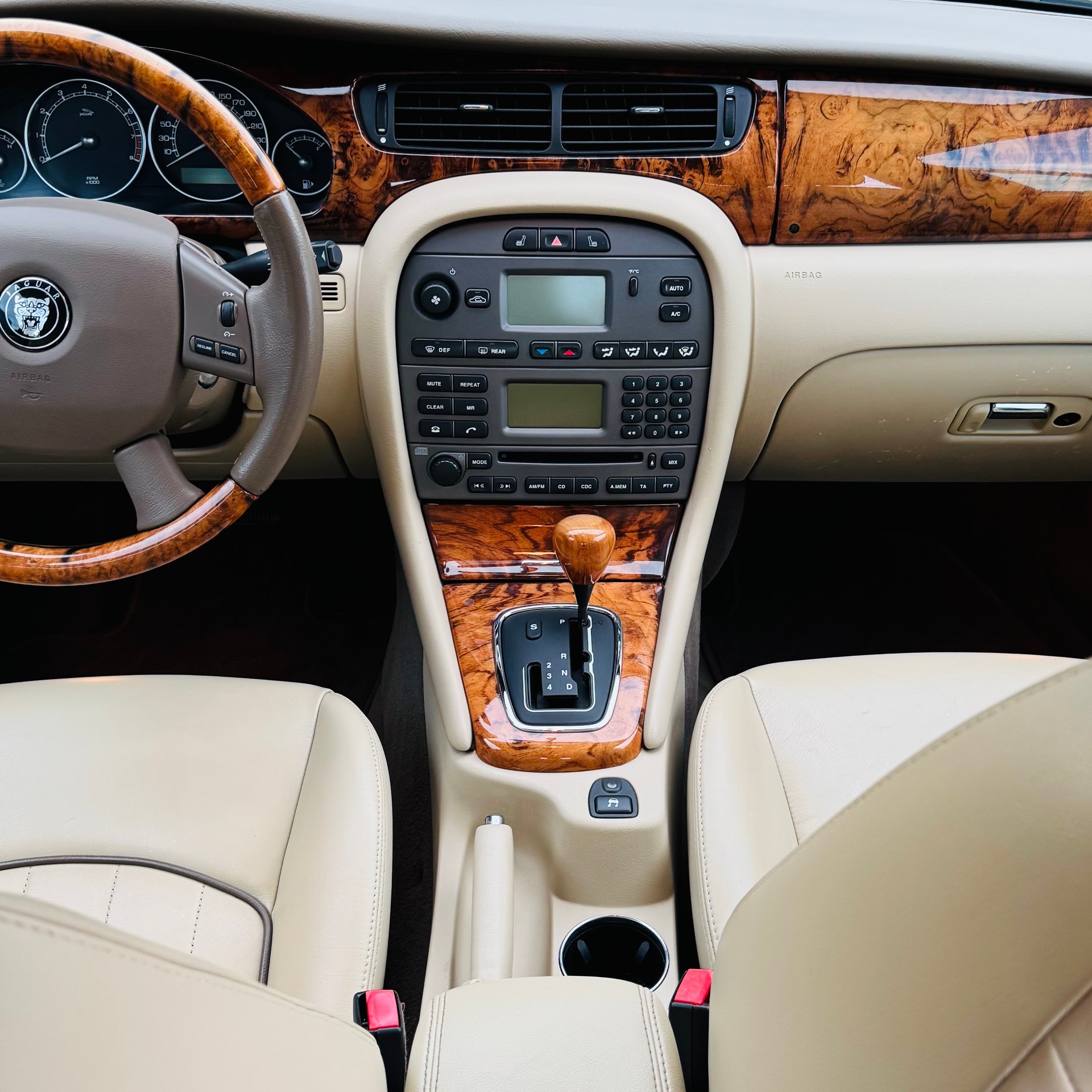 JAGUAR 2.5 V6 Traction4 Sovereign-image-9