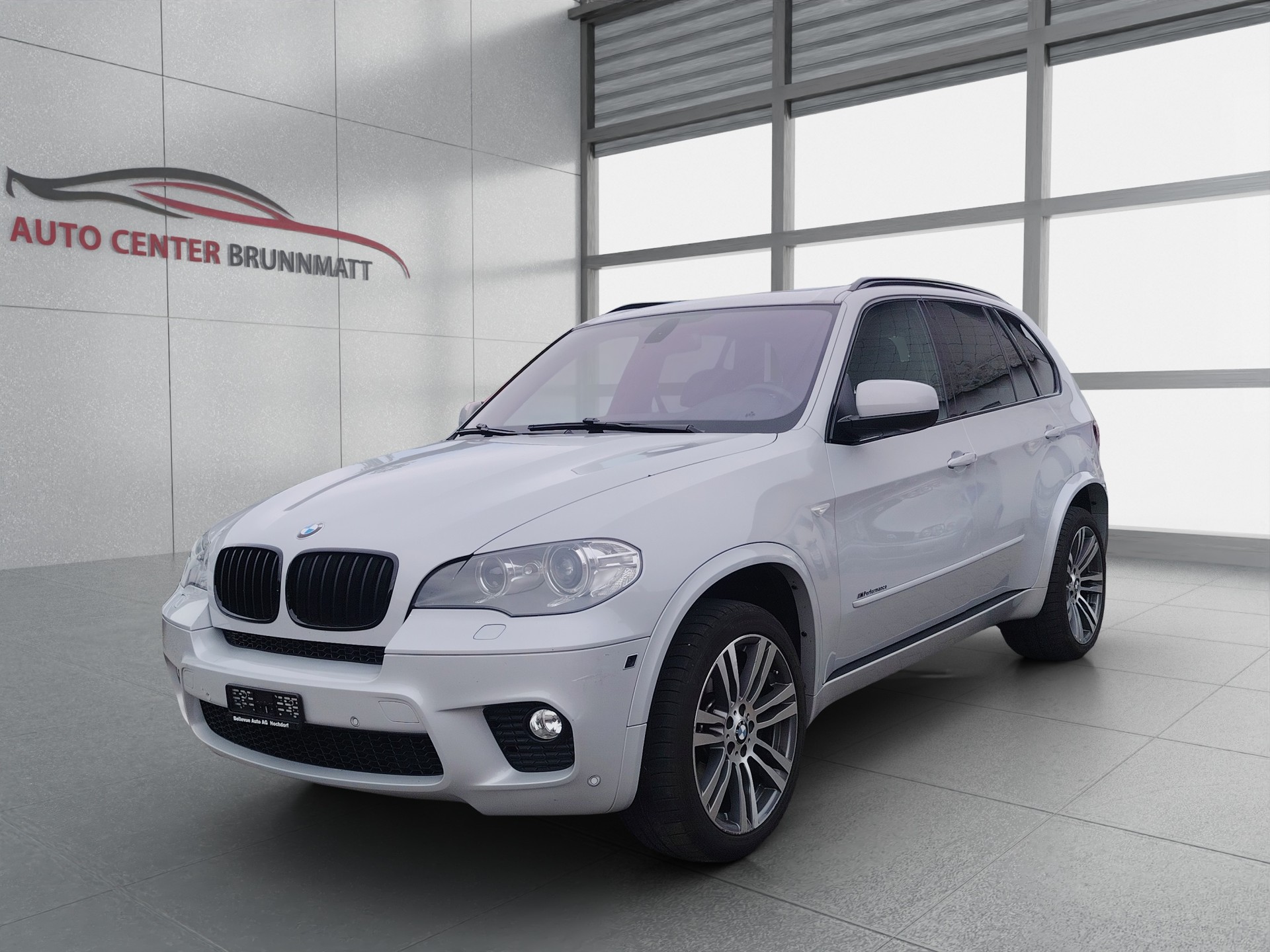 BMW X5 xDrive 50i Steptronic-image-0