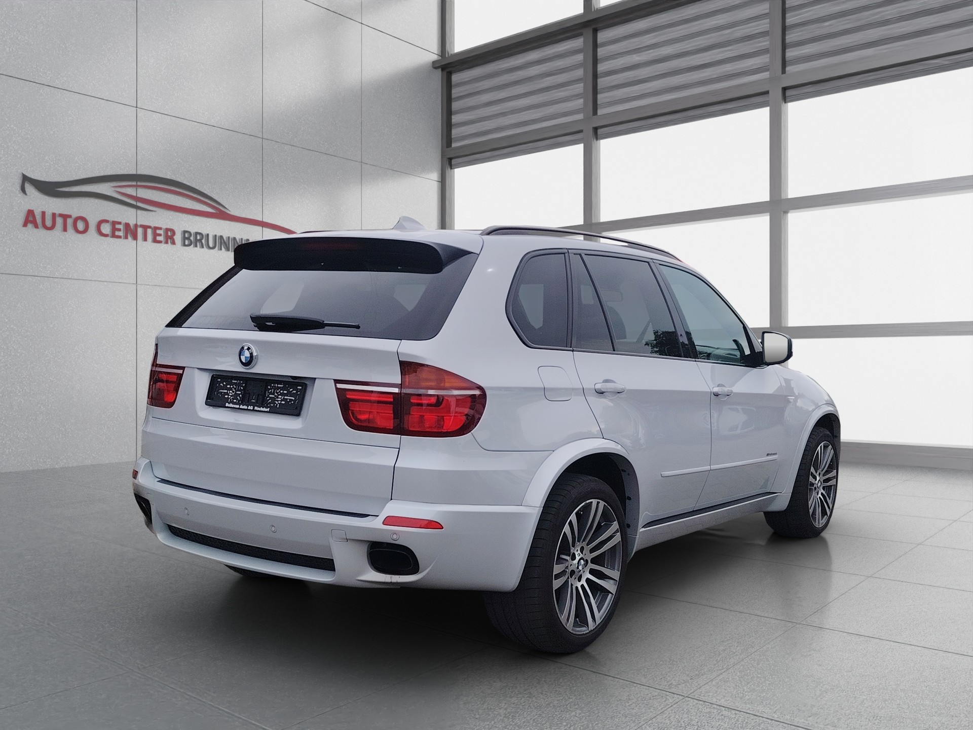 BMW X5 xDrive 50i Steptronic-image-6