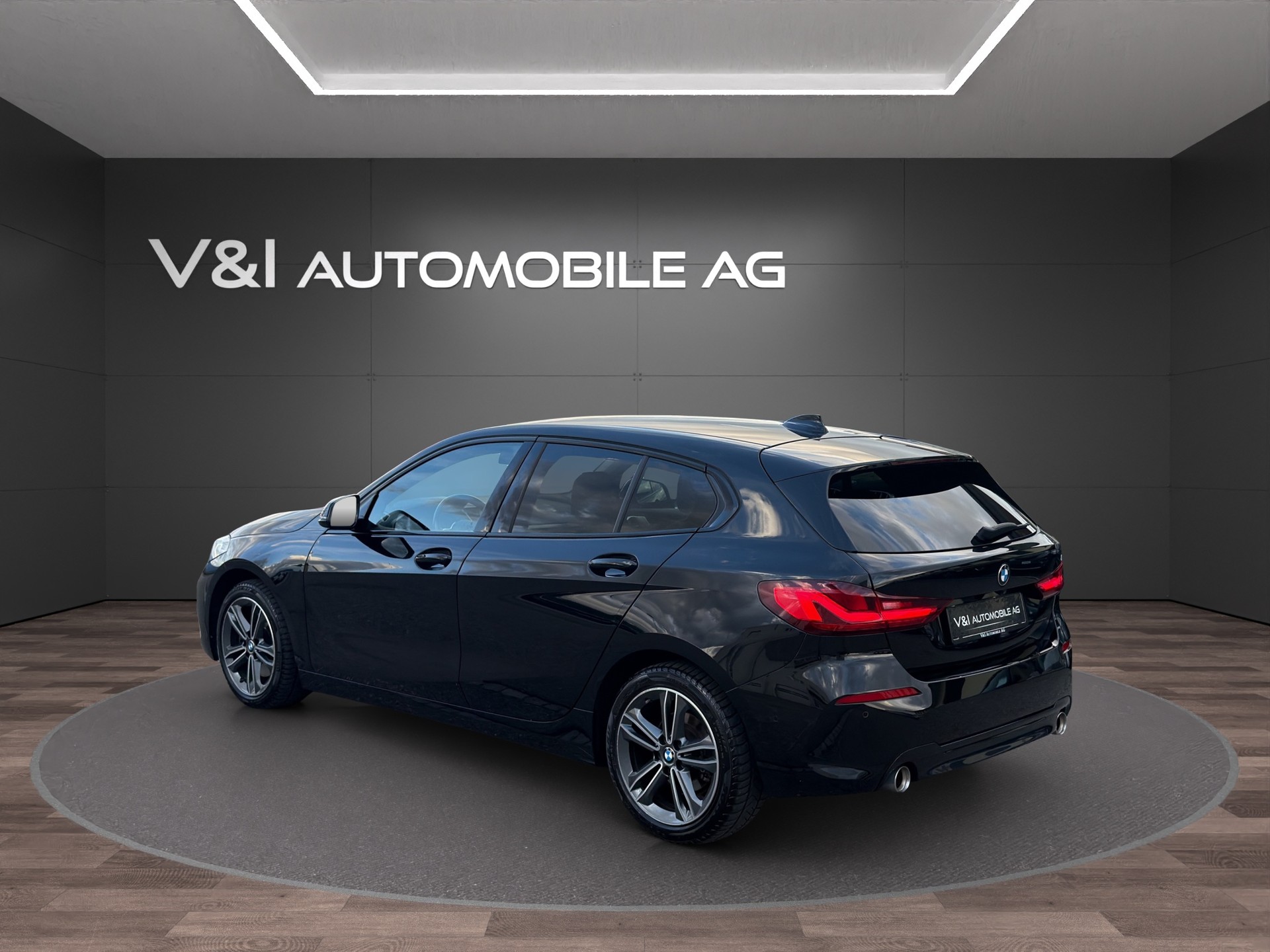BMW 118d Steptronic Sport Line-image-4