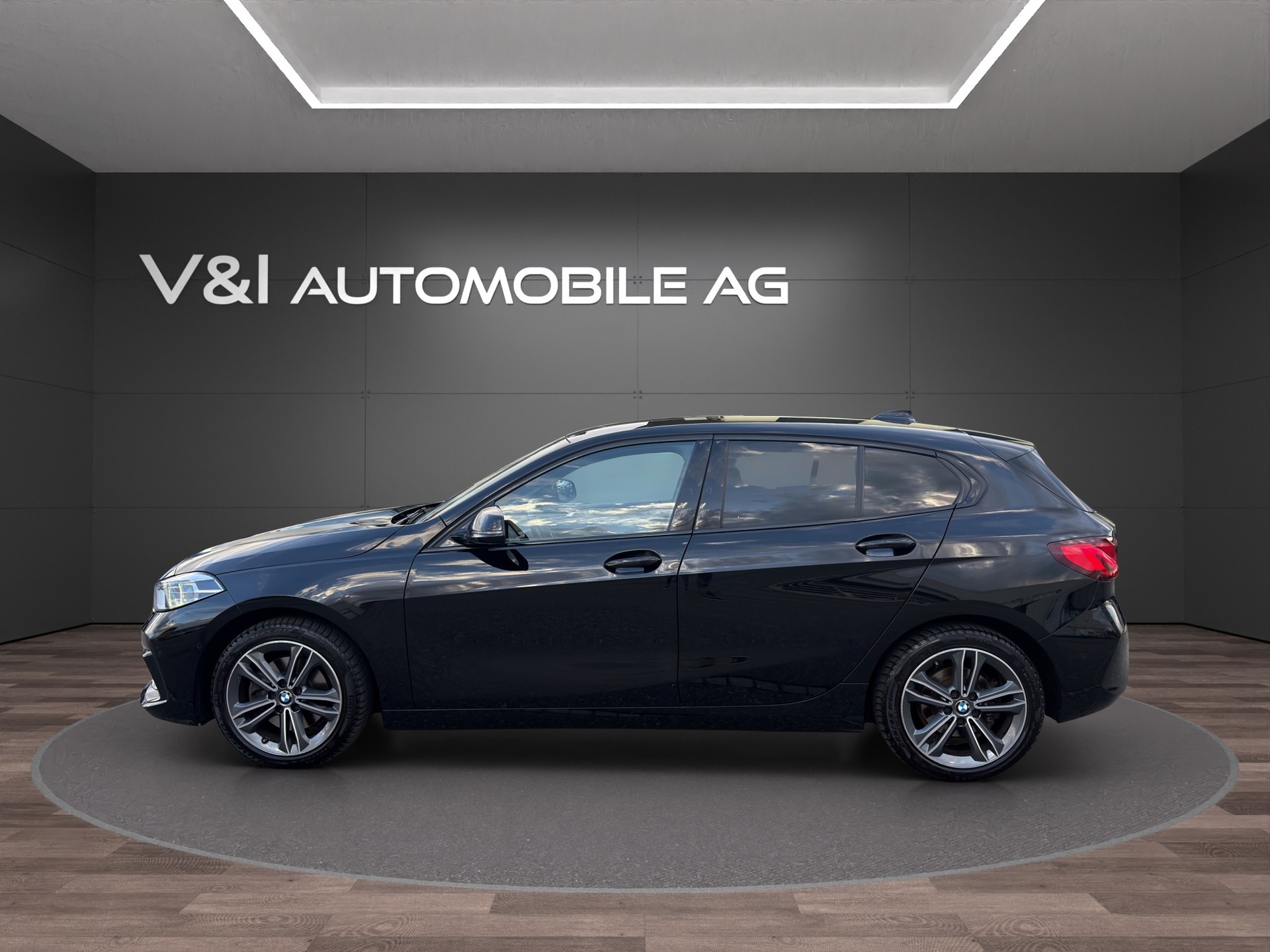 BMW 118d Steptronic Sport Line-image-6