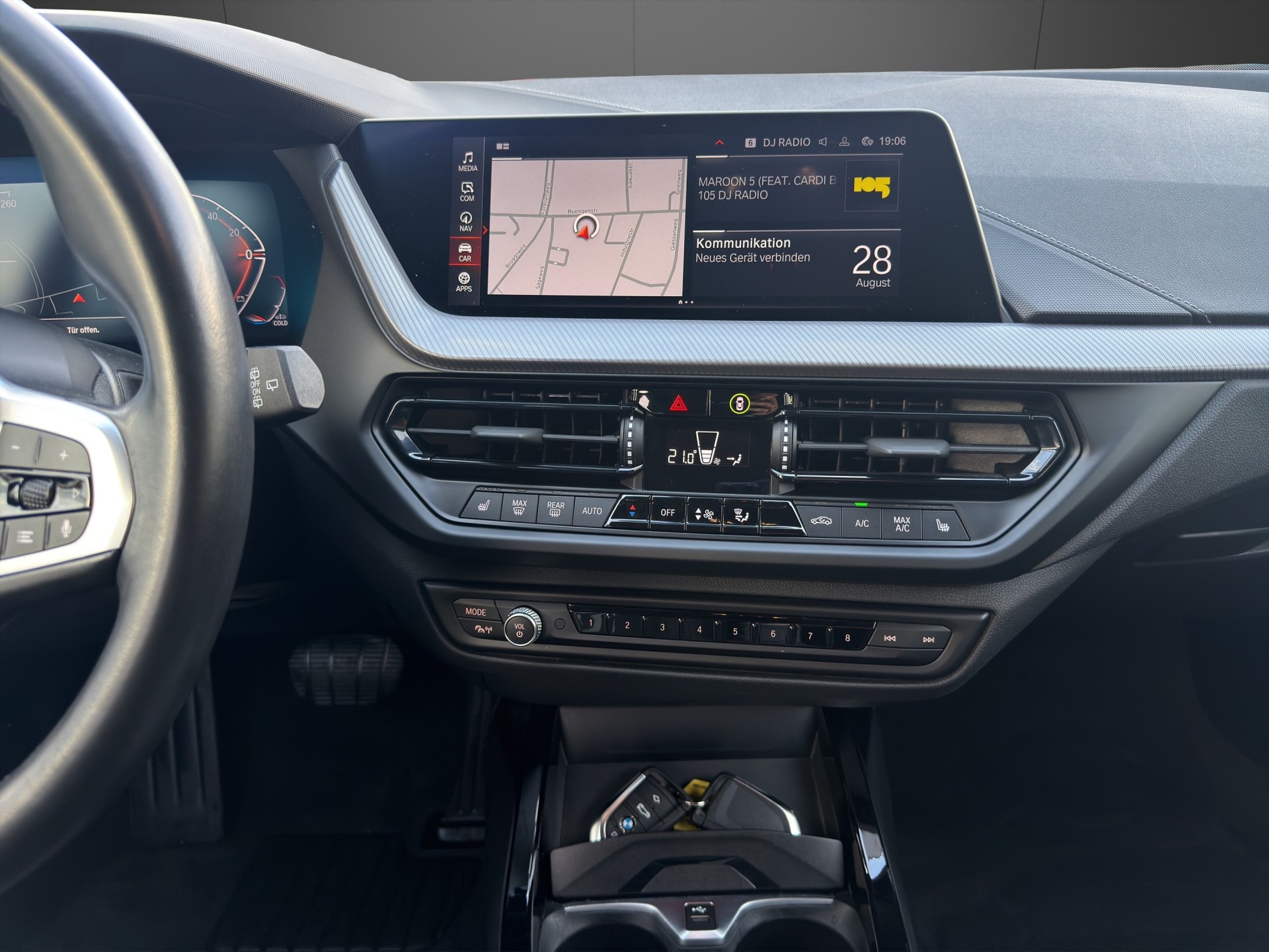 BMW 118d Steptronic Sport Line-image-12