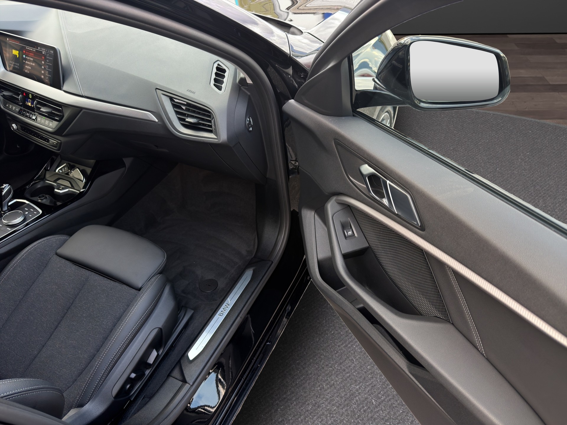 BMW 118d Steptronic Sport Line-image-20