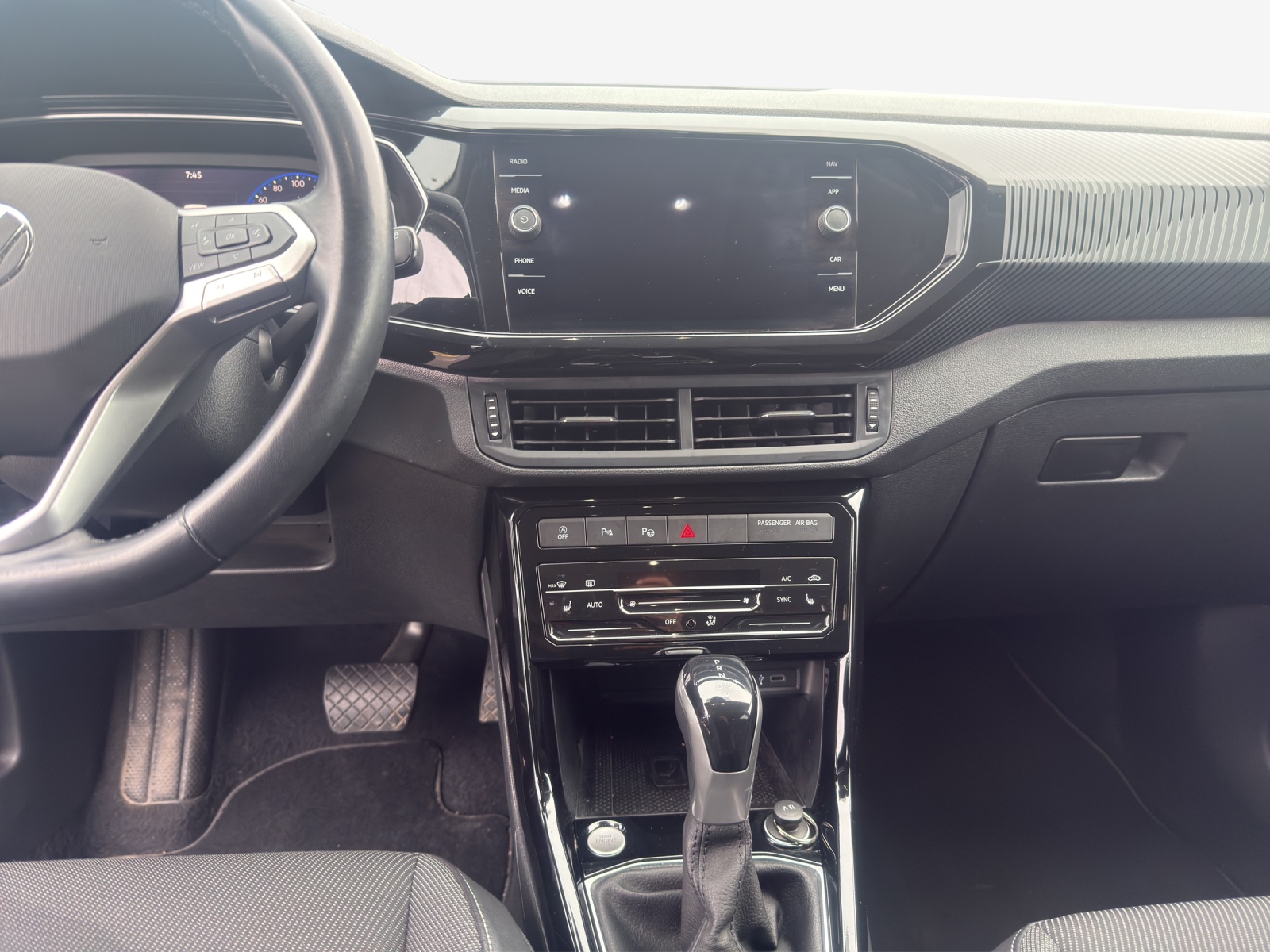 VW T-Cross 1.0 TSI Style DSG-image-10