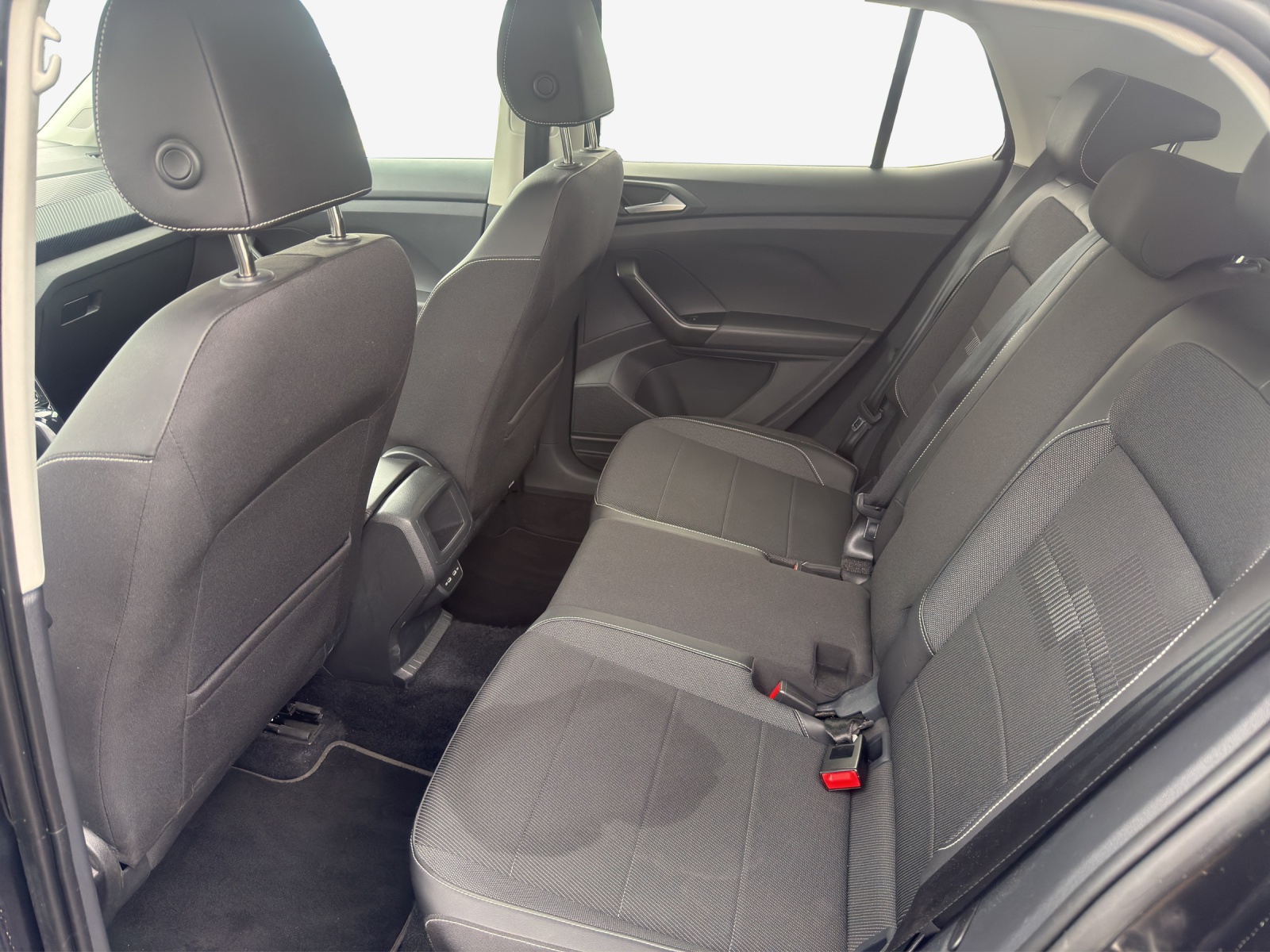 VW T-Cross 1.0 TSI Style DSG-image-11
