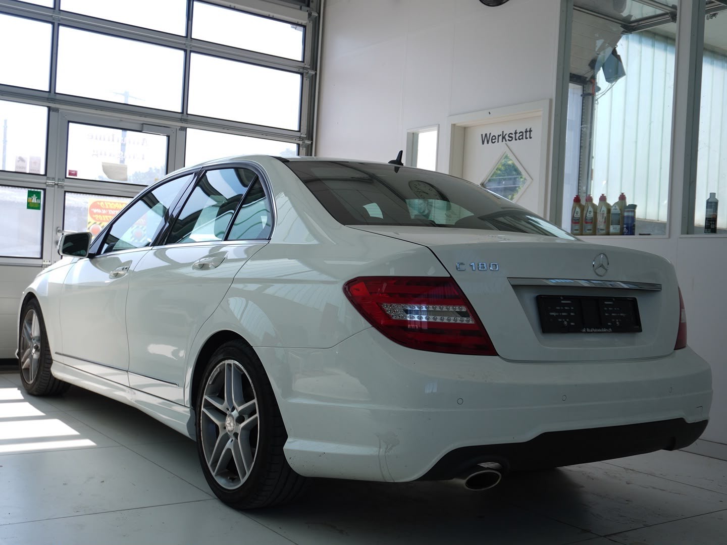 MERCEDES-BENZ C 180 Avantgarde 7G-Tronic-image-1