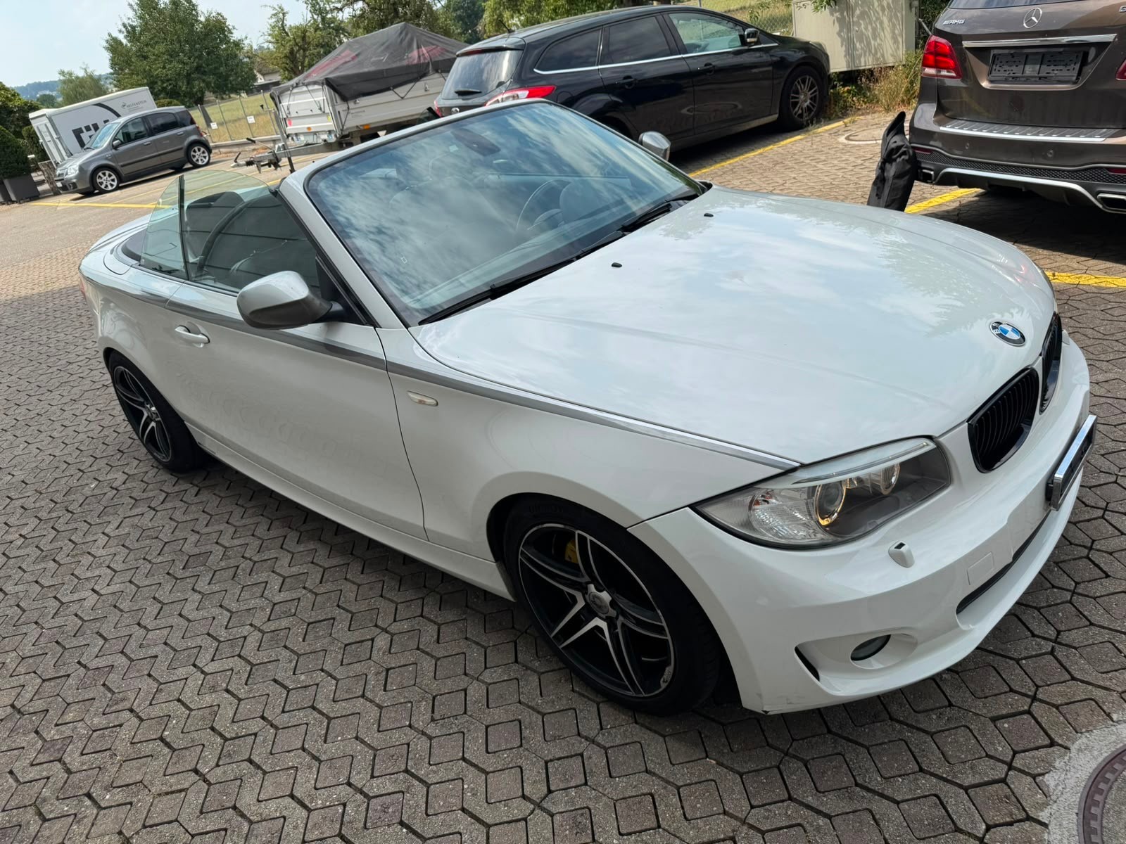 BMW 118i Cabrio M-Packet-image-7