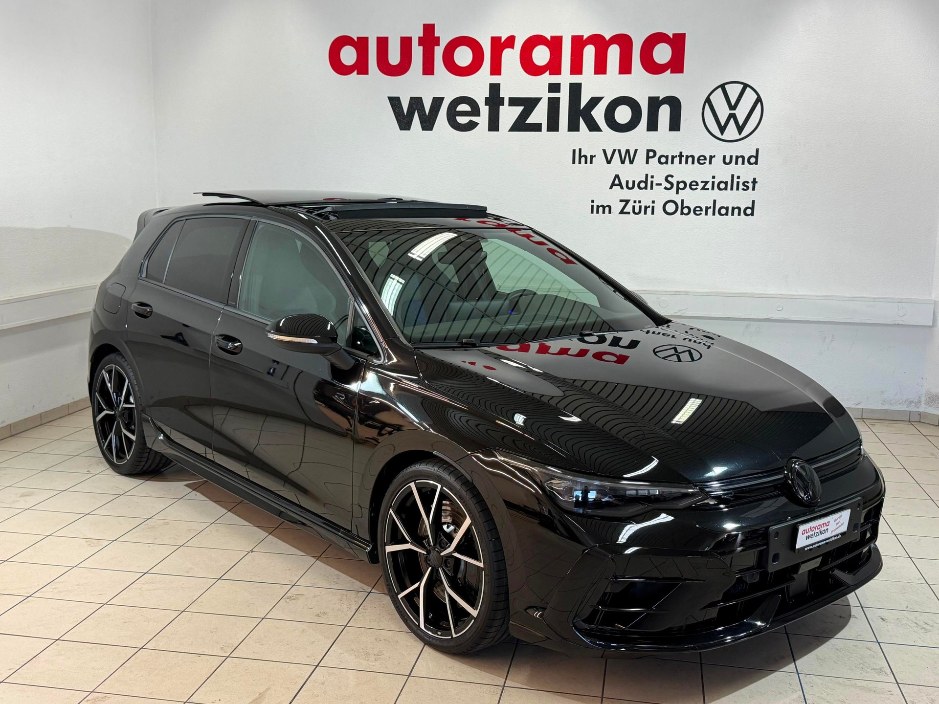 VW Golf 2.0 TSI R Black Edition DSG 4 Motion-image-0