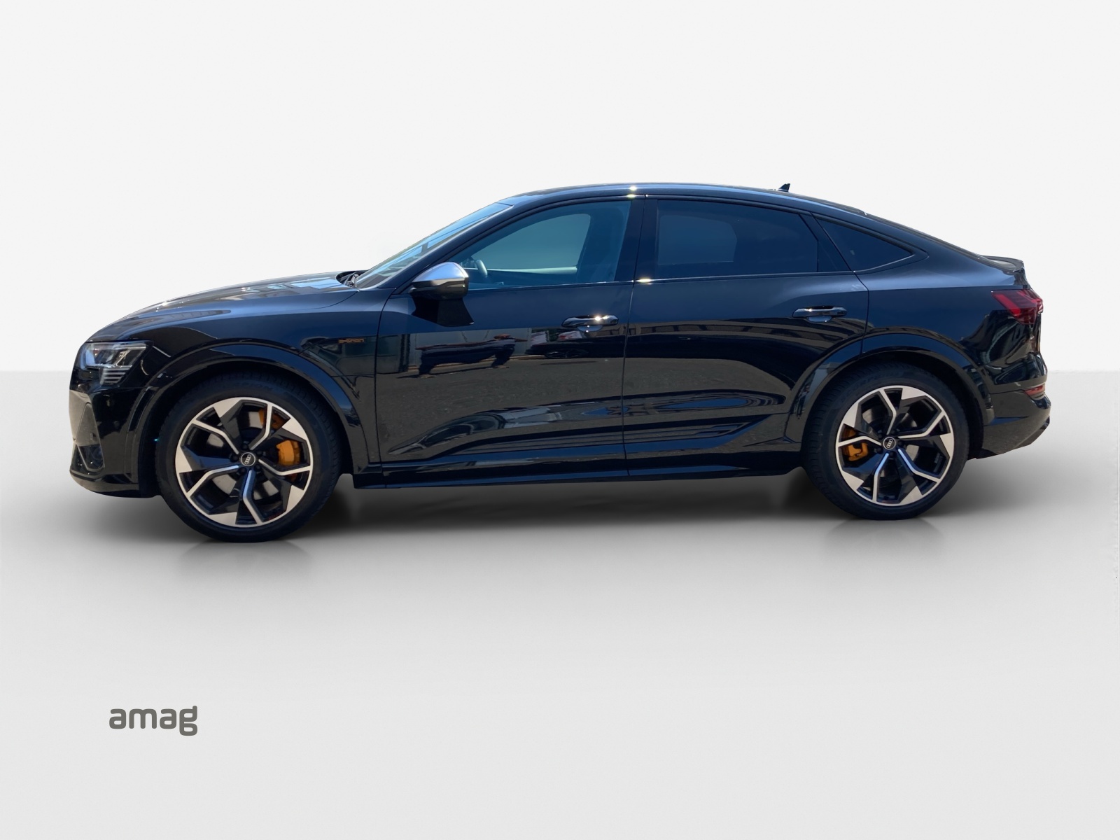 AUDI e-tron S Sportback quattro-image-1