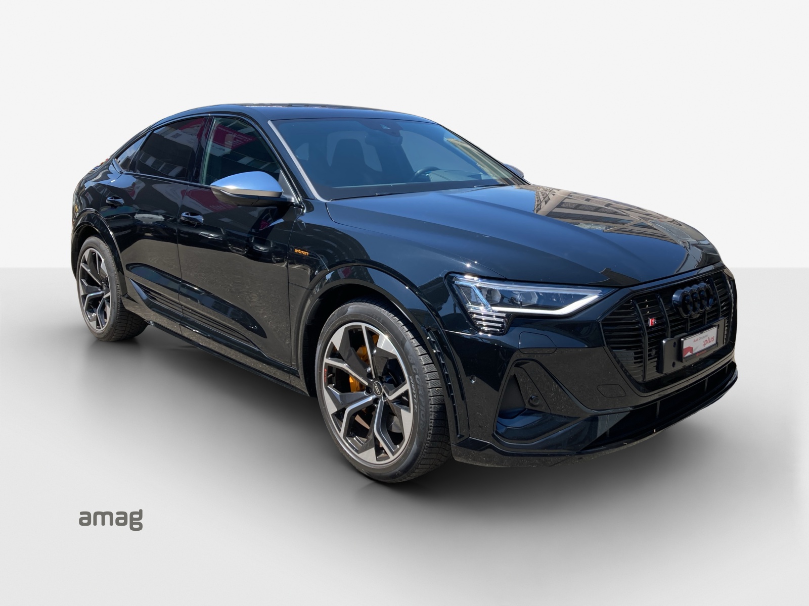 AUDI e-tron S Sportback quattro-image-6