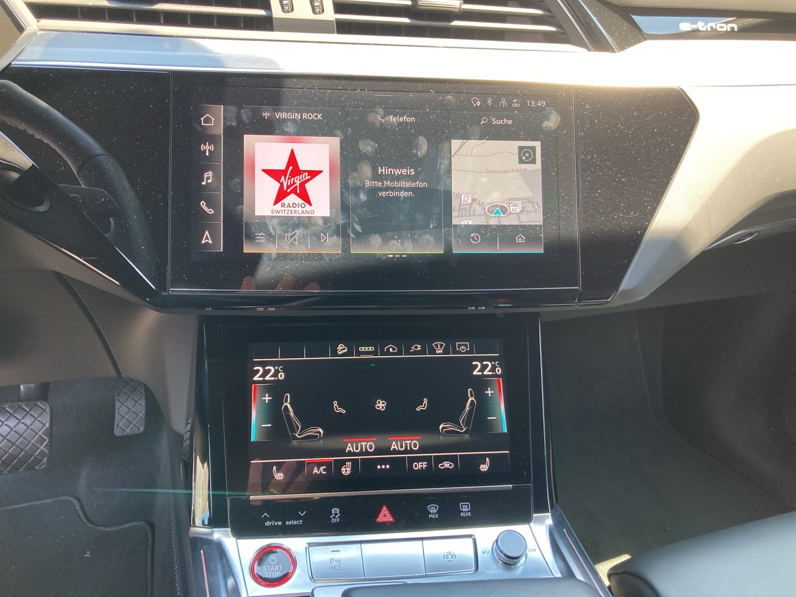 AUDI e-tron S Sportback quattro-image-9