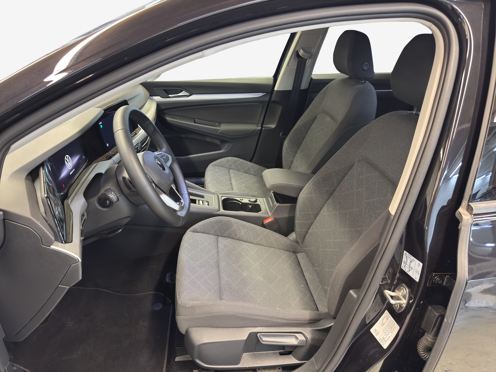VW Golf 1.5 e TSI ACT Life DSG-image-7