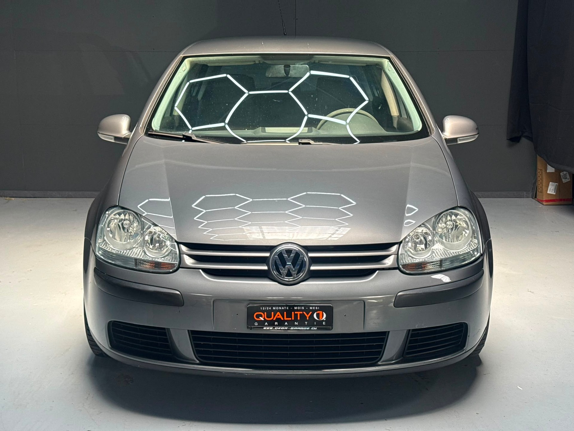 VW Golf 1.6 FSI Comfortline-image-2