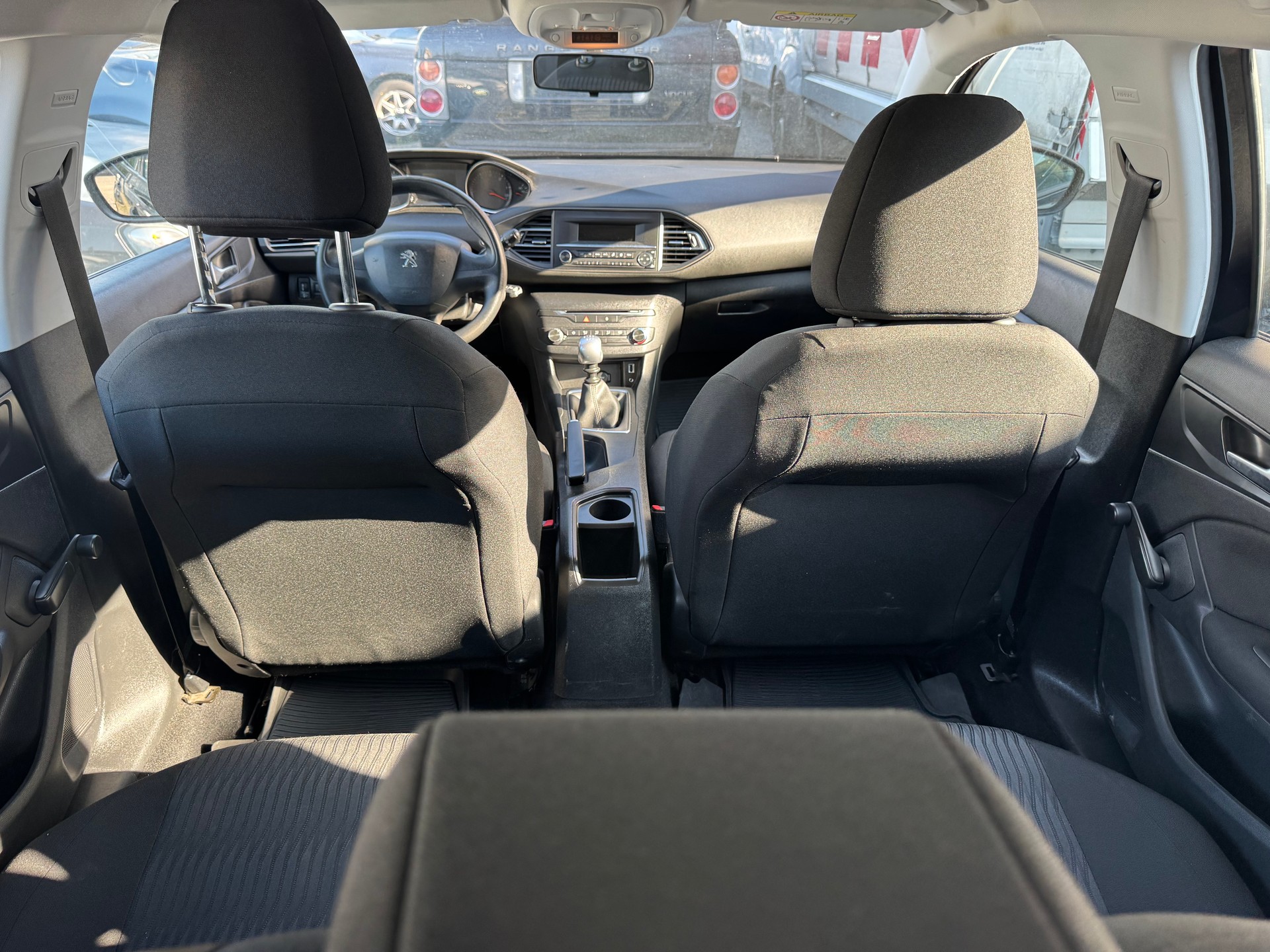 PEUGEOT 308 SW 1.6 BlueHDI Allure-image-12