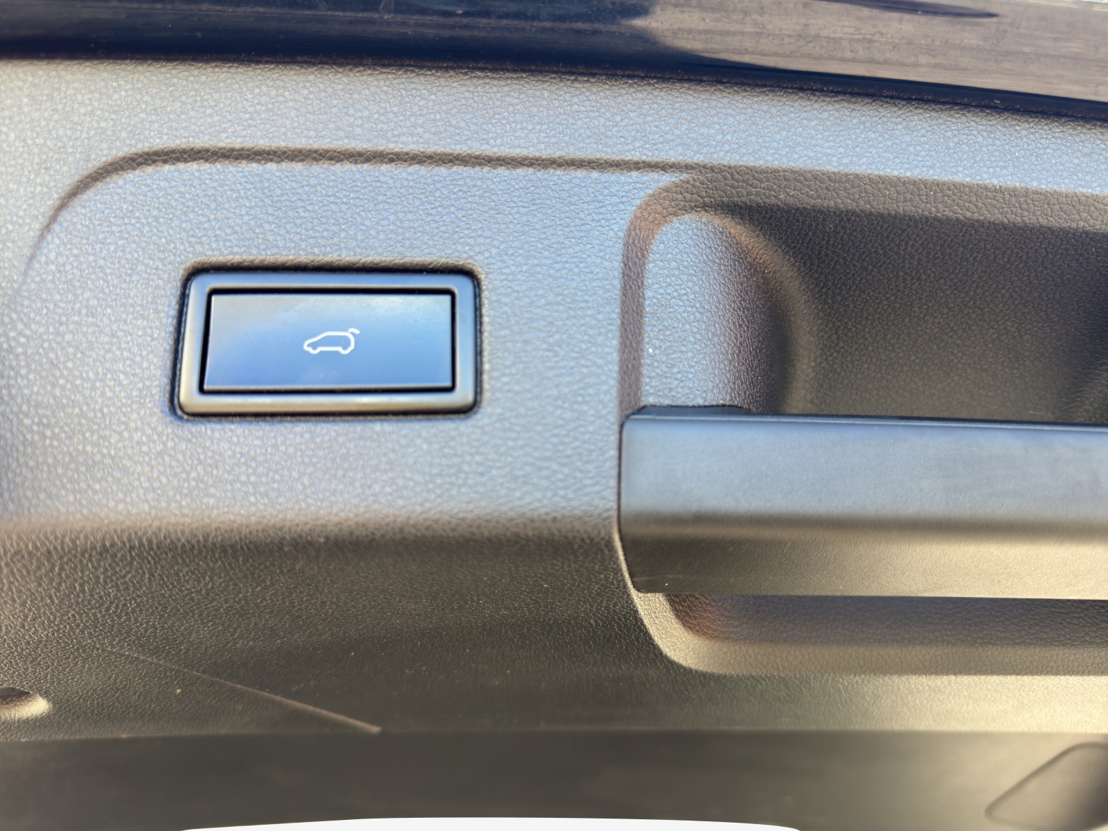 VW Touran 1.8 TSI BlueMotion Technology Highline DSG-image-12
