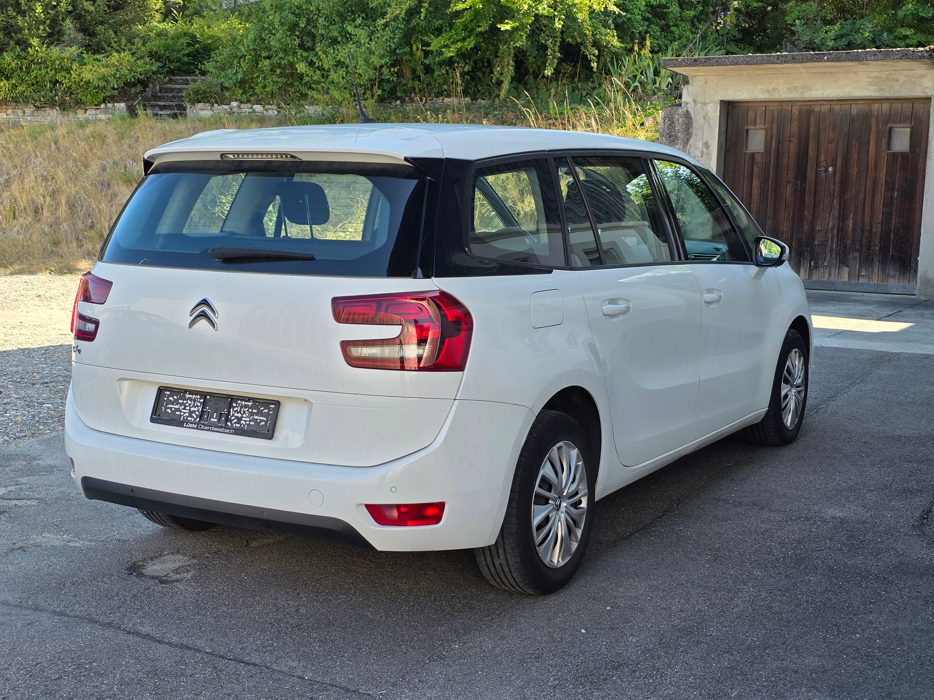 CITROEN Grand C4 Picasso 1.6 BlueHDi Feel Edition EAT6-image-2