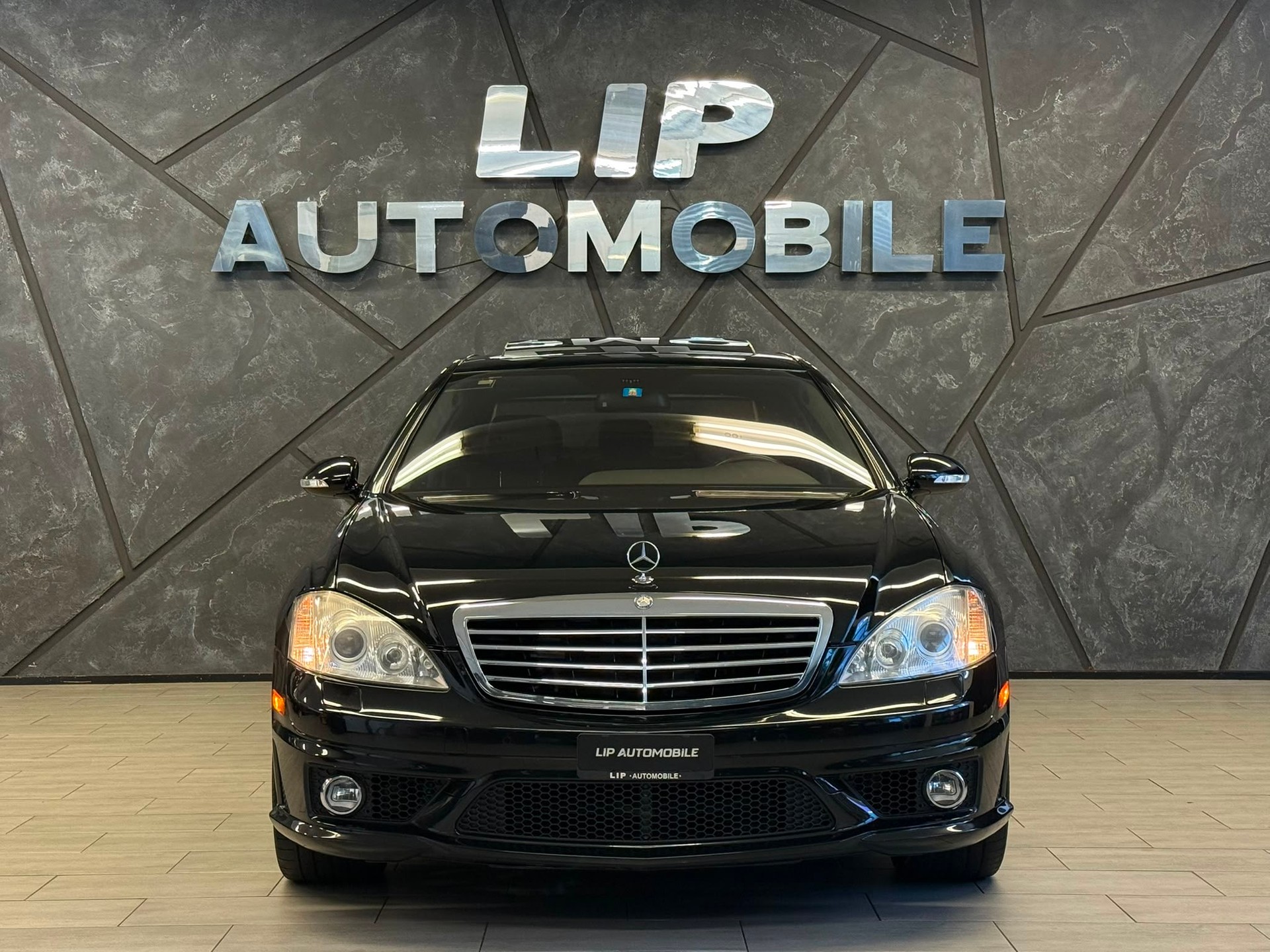 MERCEDES-BENZ S 63 AMG L 7G-Tronic-showroom-element-1
