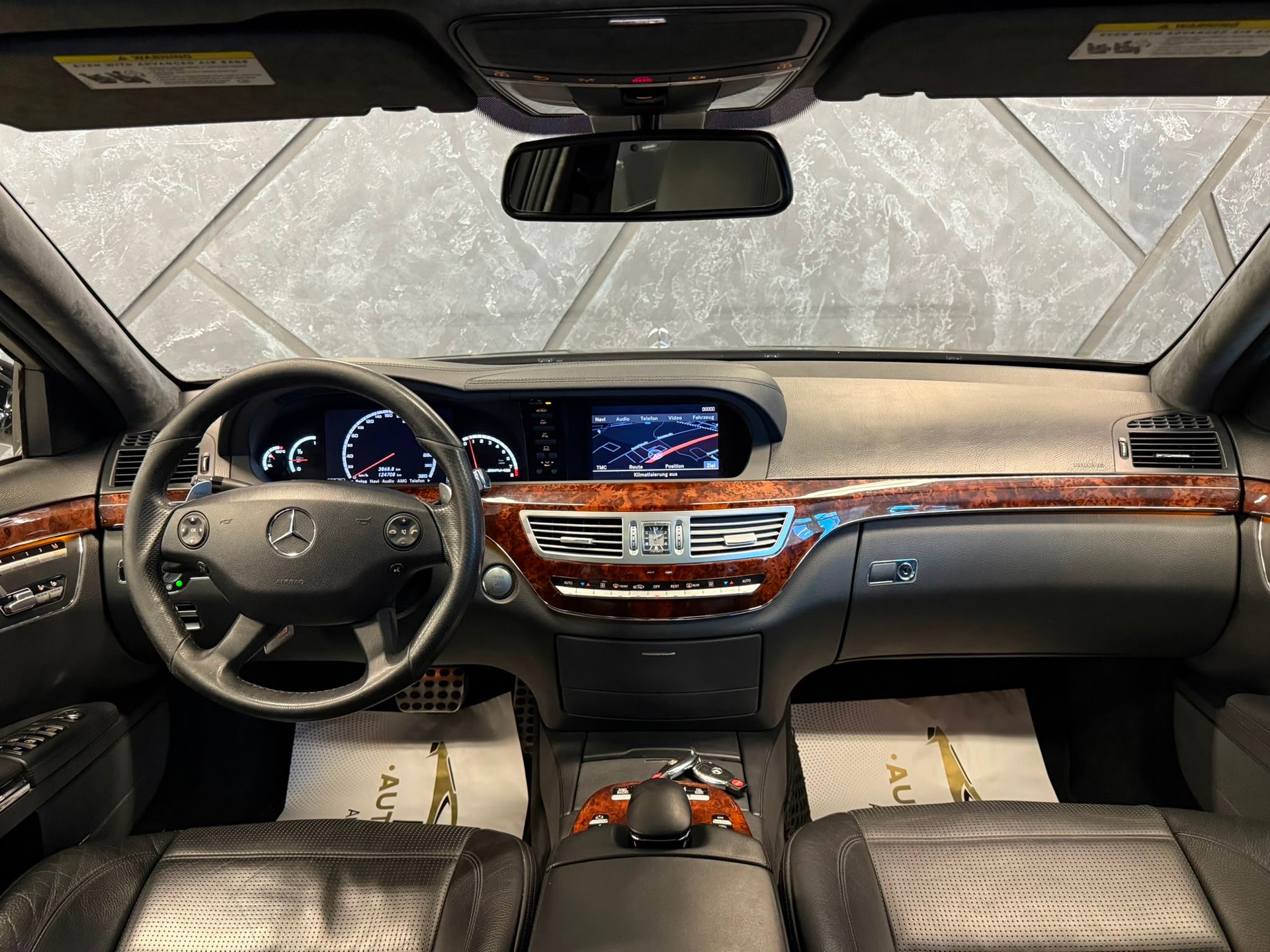 MERCEDES-BENZ S 63 AMG L 7G-Tronic-image-8