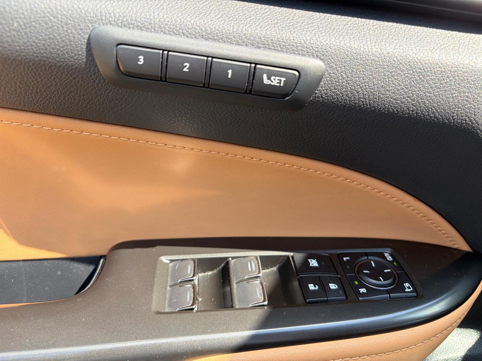 LEXUS NX 350h E-FOUR Excellence-image-11
