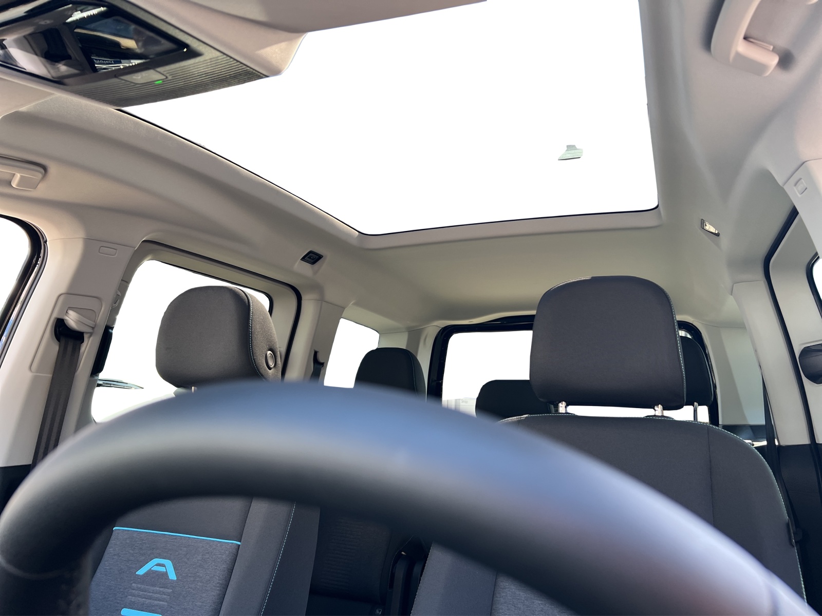 FORD TOURNEO Connect 1.5 EcoBoost 1-image-14