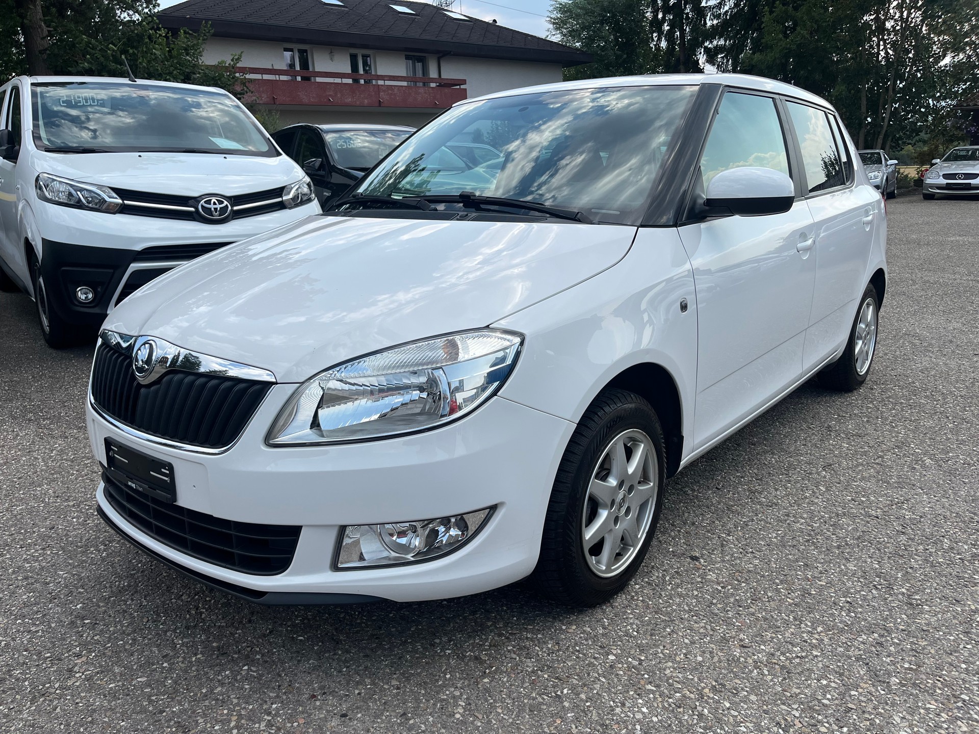 SKODA Fabia 1.2 TSI Ambition Plus-image-0