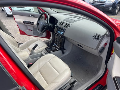 VOLVO V50 2.0D-image-7