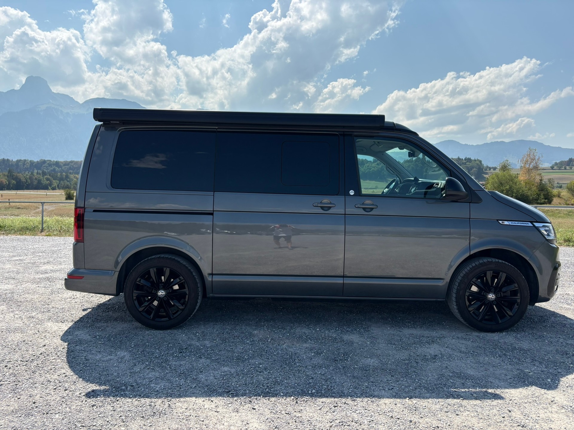 VW T6.1 California 2.0 TDI 150 Beach Last Edition DSG-image-2