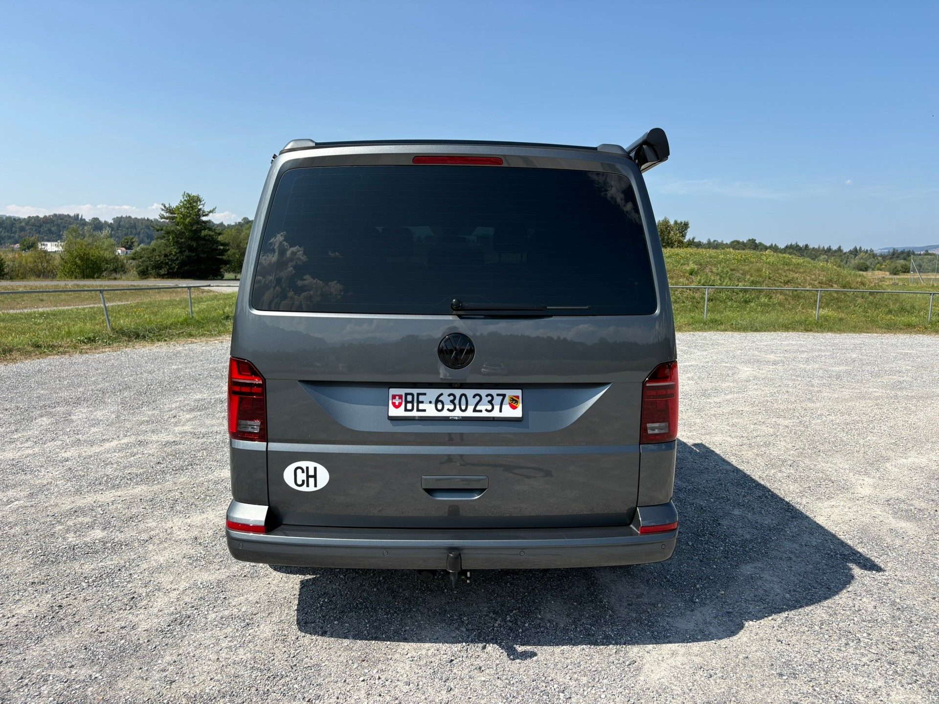 VW T6.1 California 2.0 TDI 150 Beach Last Edition DSG-image-4