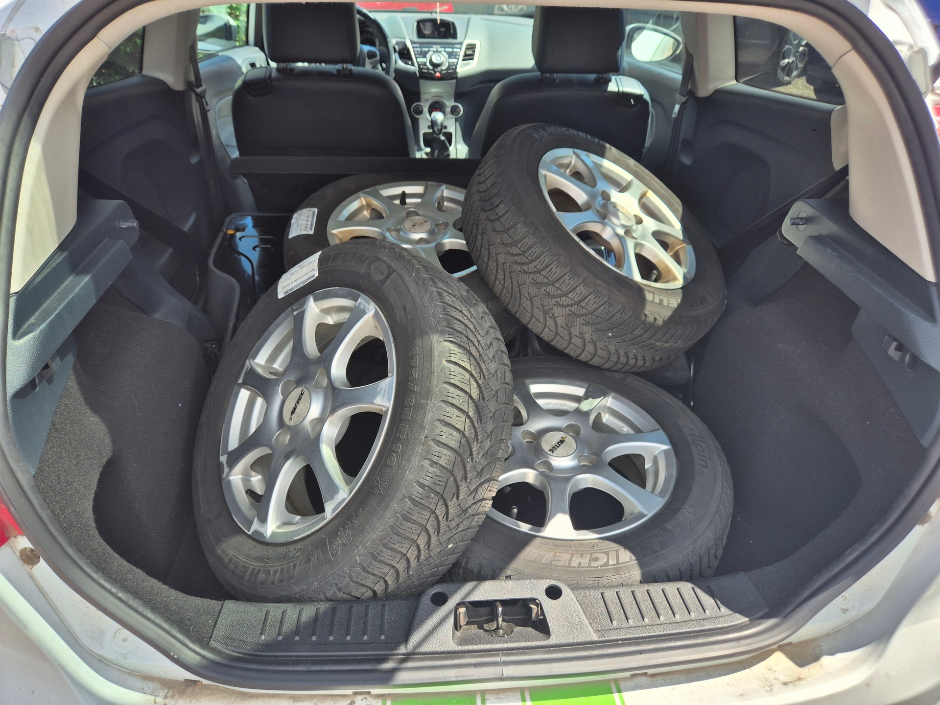 FORD Fiesta 1.6 16V Sport+-image-8