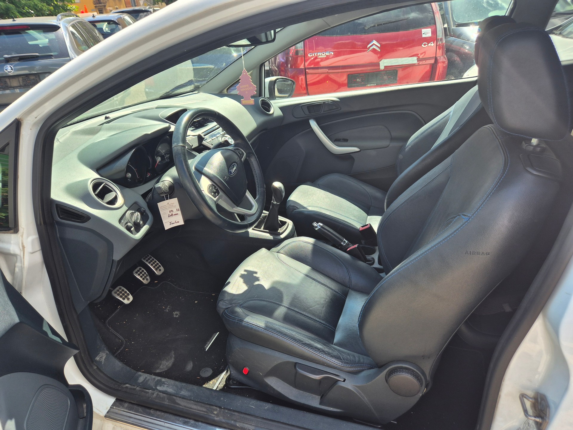 FORD Fiesta 1.6 16V Sport+-image-6