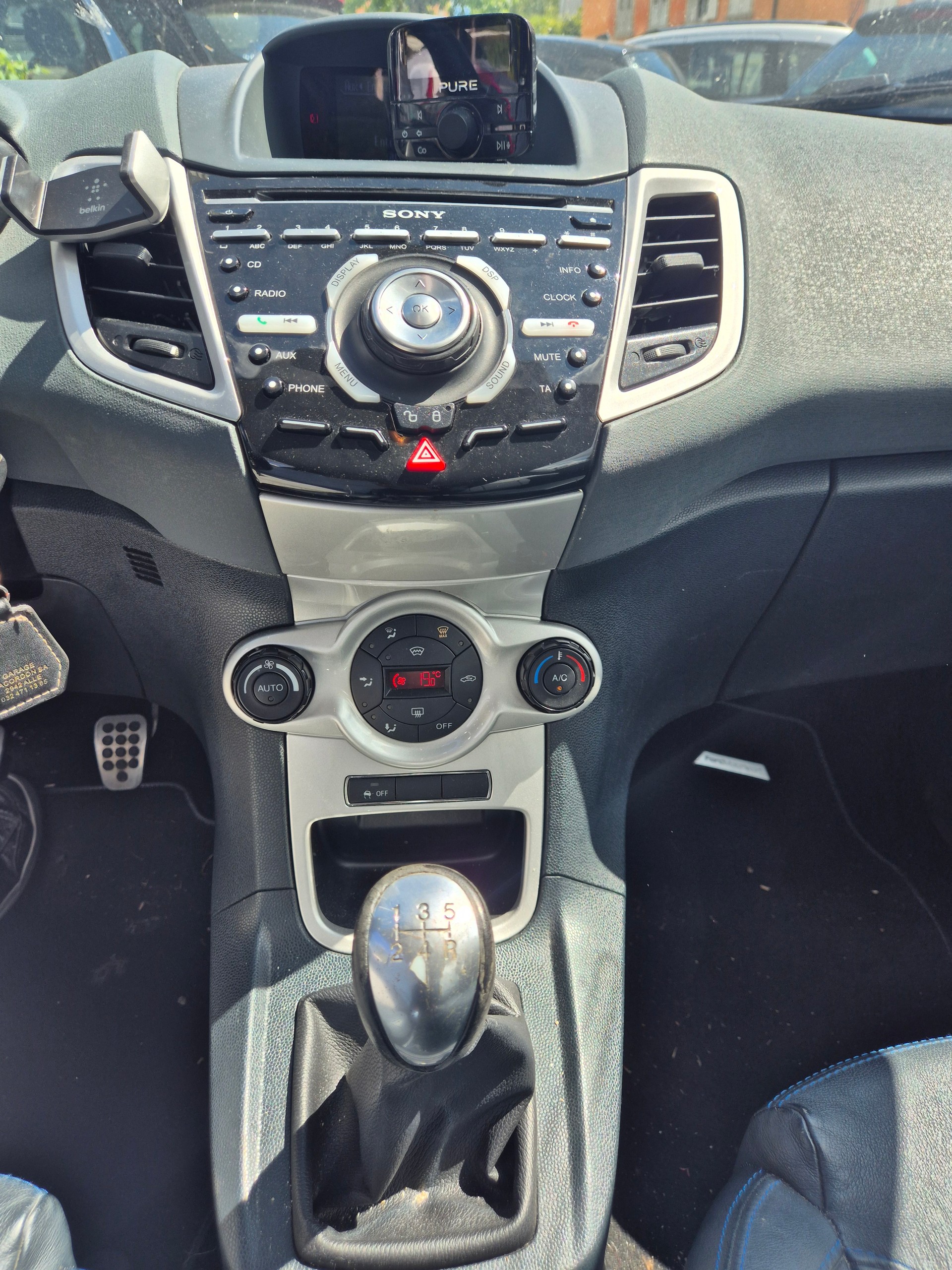 FORD Fiesta 1.6 16V Sport+-image-9