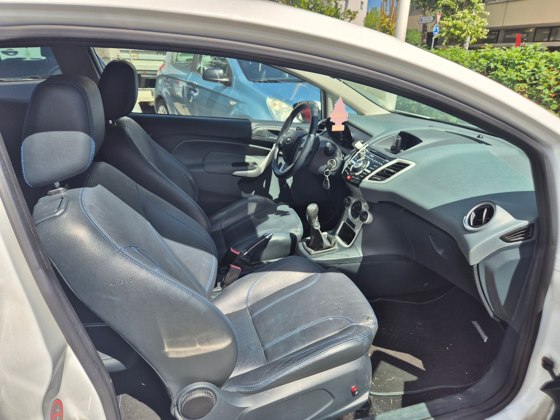 FORD Fiesta 1.6 16V Sport+-image-7