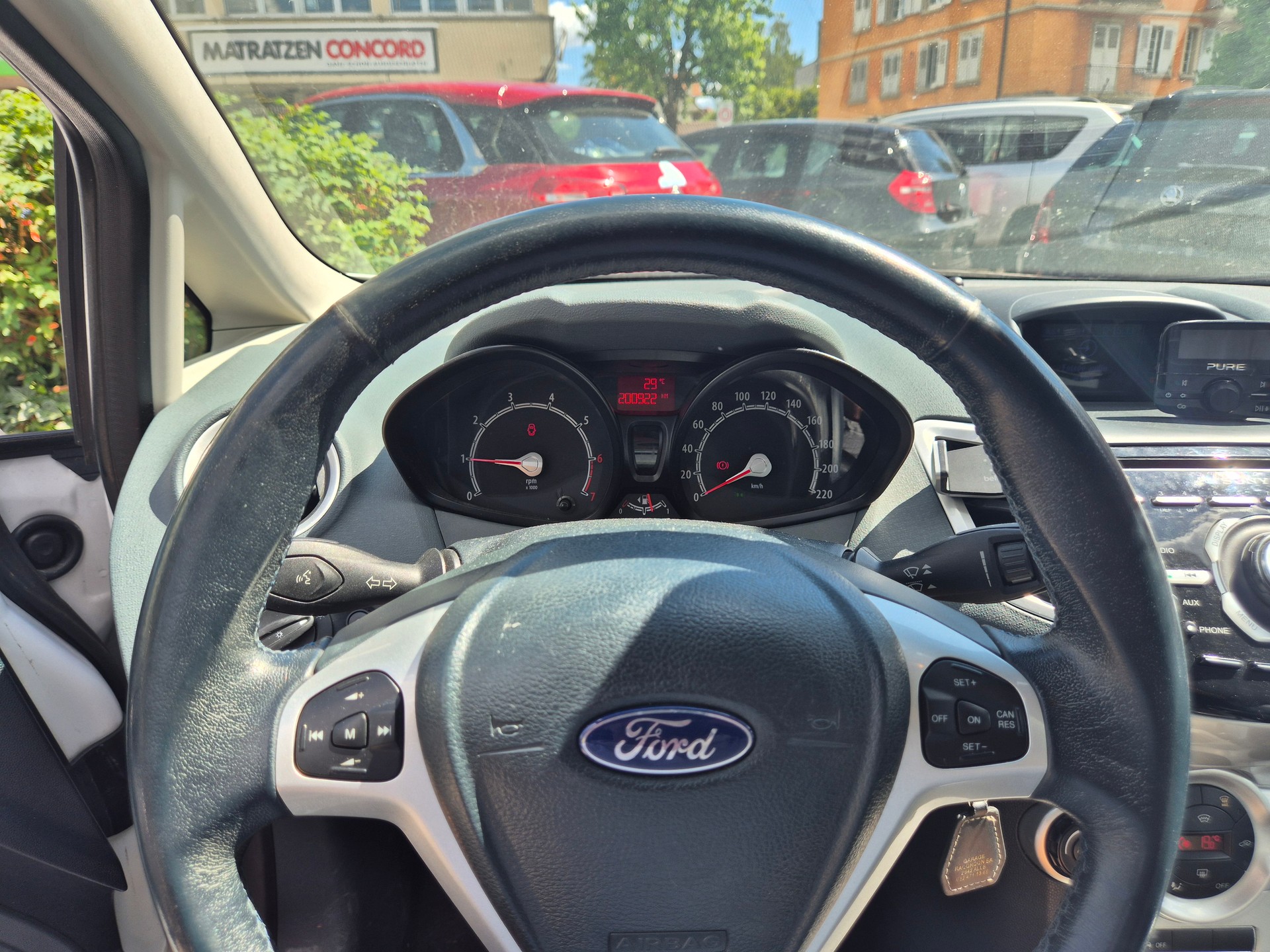 FORD Fiesta 1.6 16V Sport+-image-10