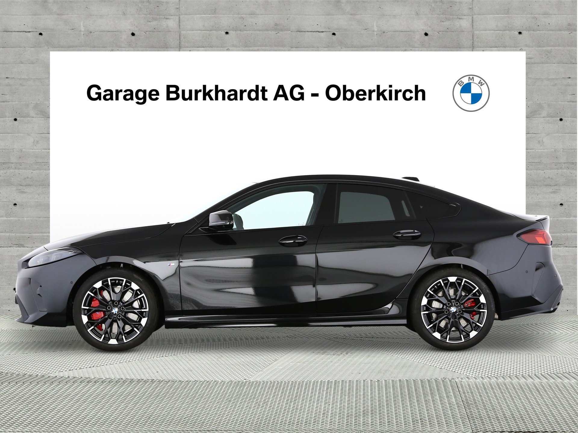 BMW M235 xDrive Gran Coupé-image-2