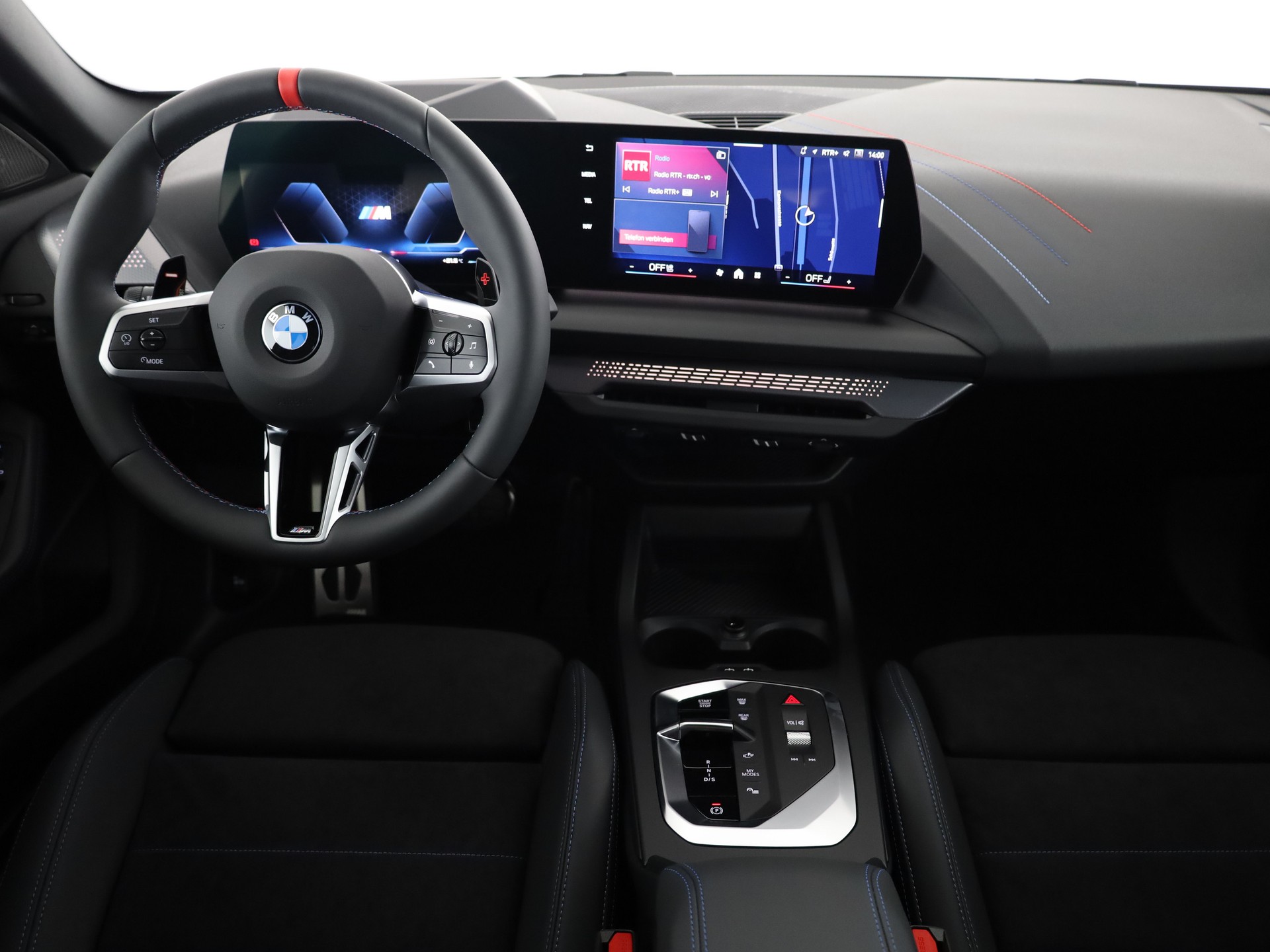 BMW M235 xDrive Gran Coupé-image-14