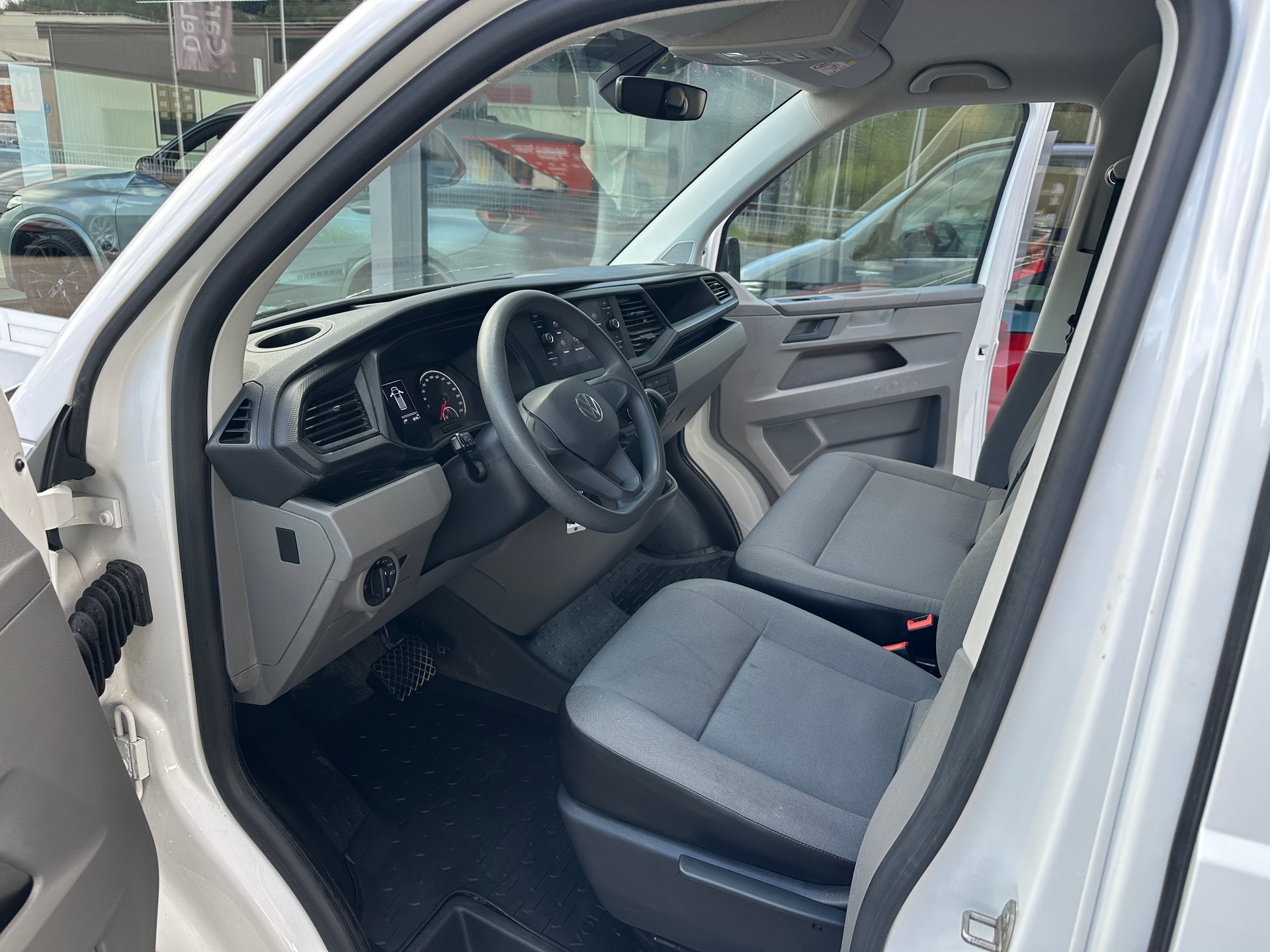 VW T6.1 2.0 TDI DSG Kasten RS AHK 2500 KG-image-16