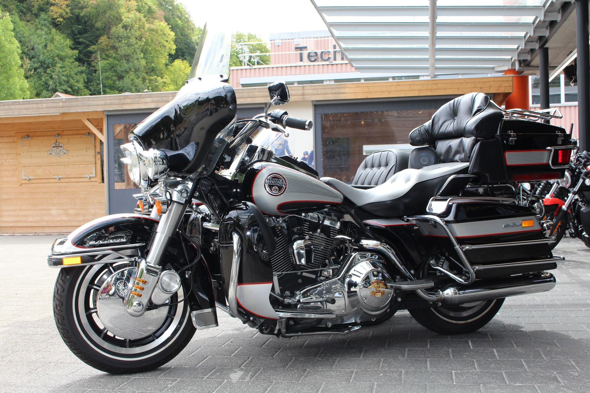 HARLEY-DAVIDSON FLHTU-SC Sidecar-showroom-element-3