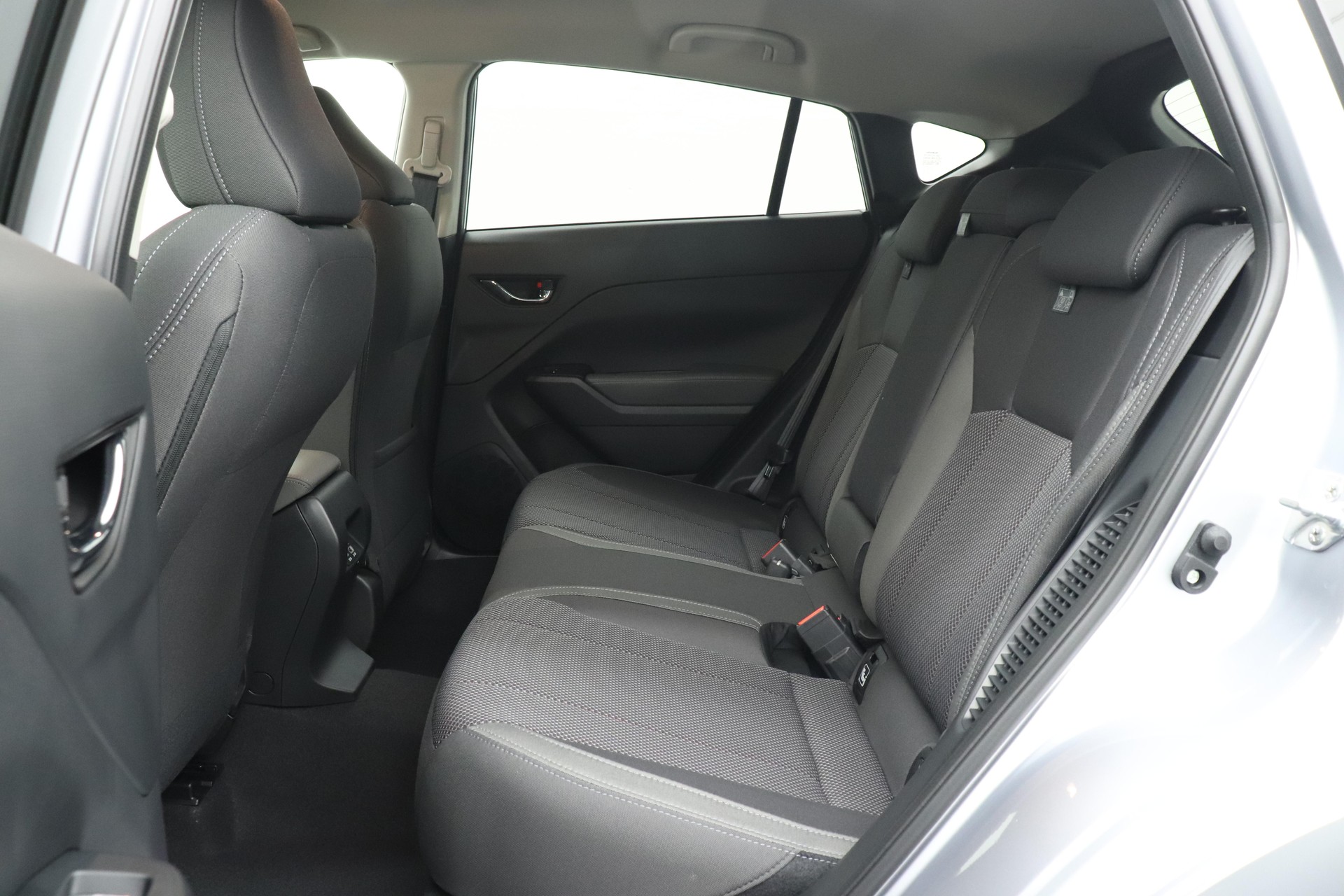 SUBARU Impreza 2.0i e-Boxer Swiss Plus-image-7