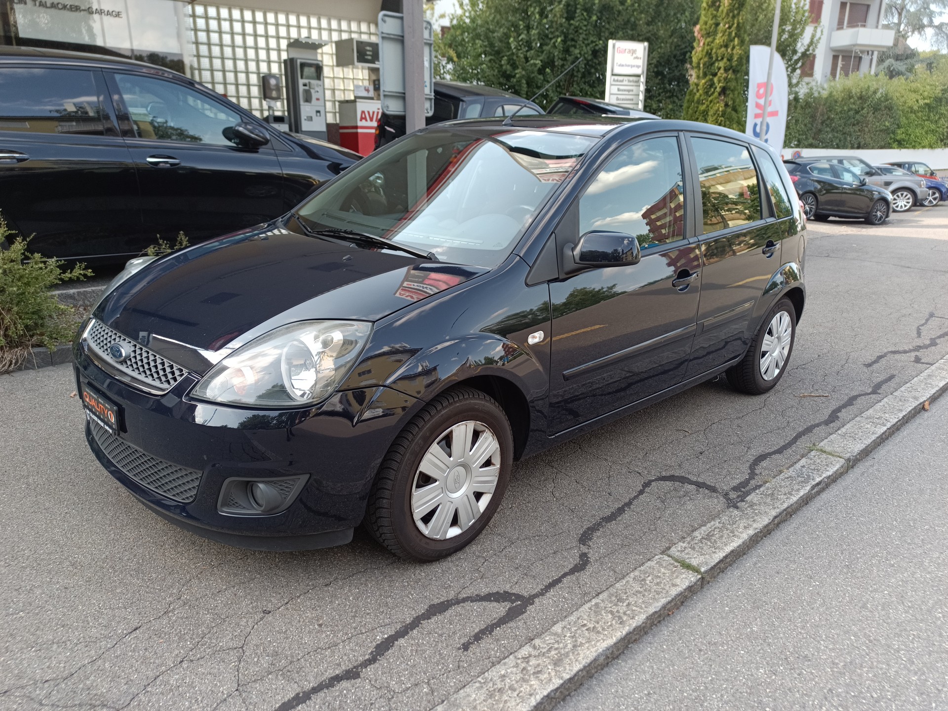 FORD Fiesta 1.4 16V Trend-image-1