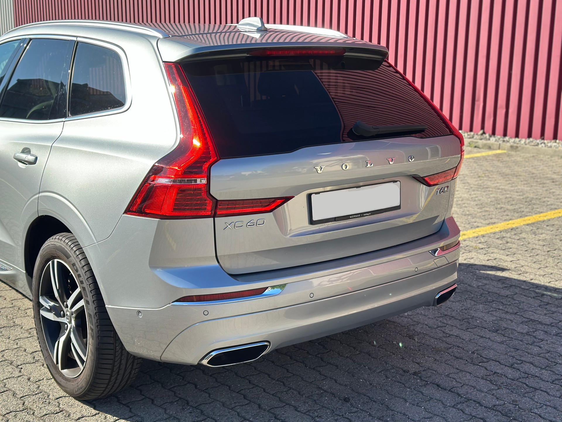 VOLVO XC60 T6 AWD Inscription Geartronic-image-3