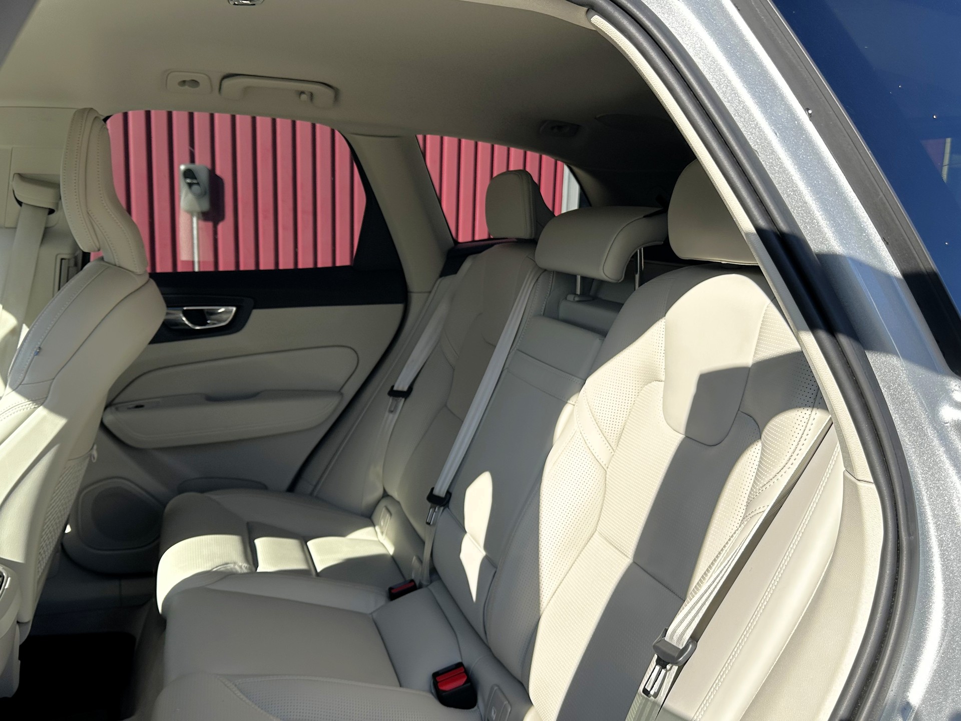 VOLVO XC60 T6 AWD Inscription Geartronic-image-15