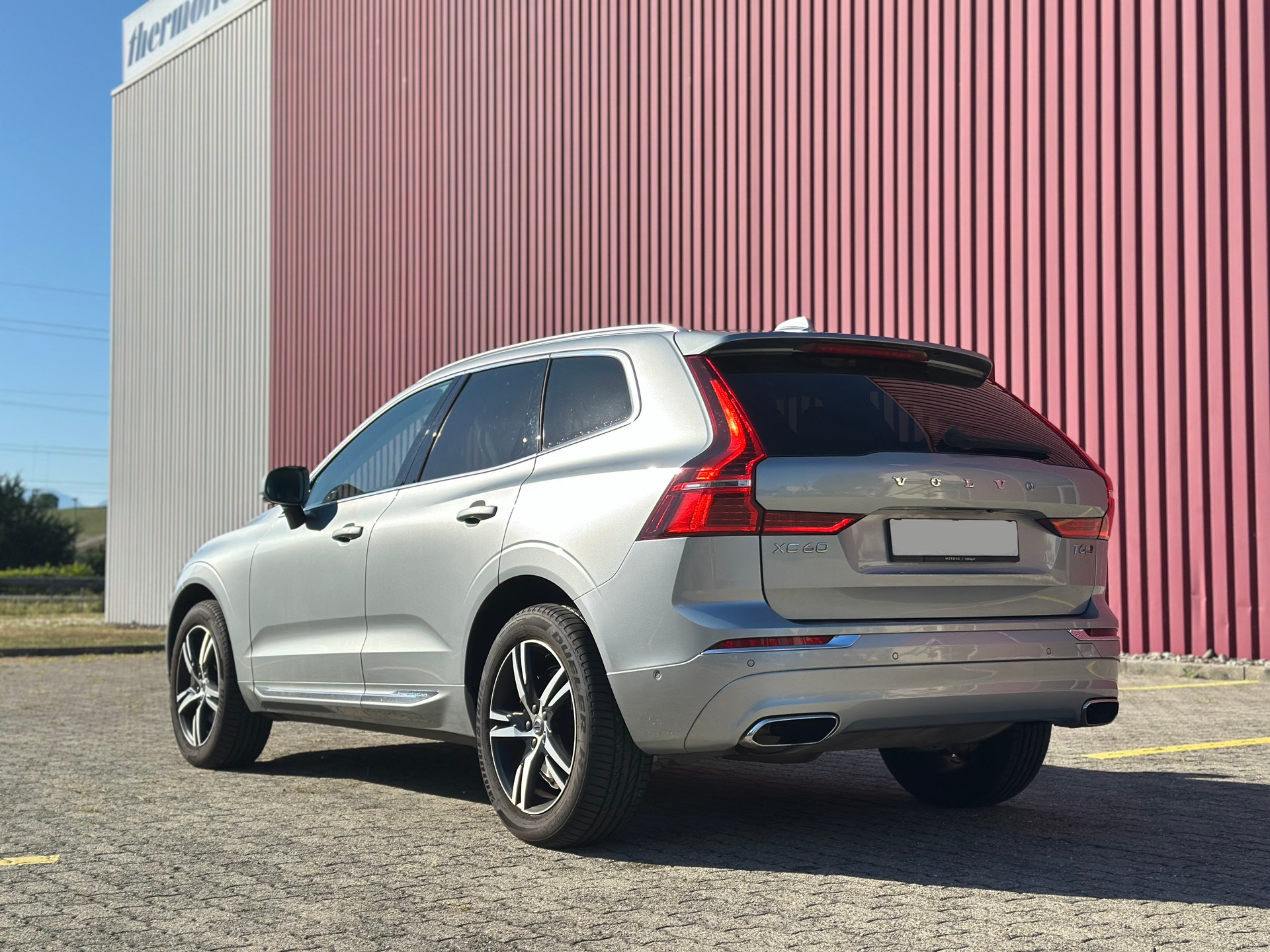VOLVO XC60 T6 AWD Inscription Geartronic-image-4