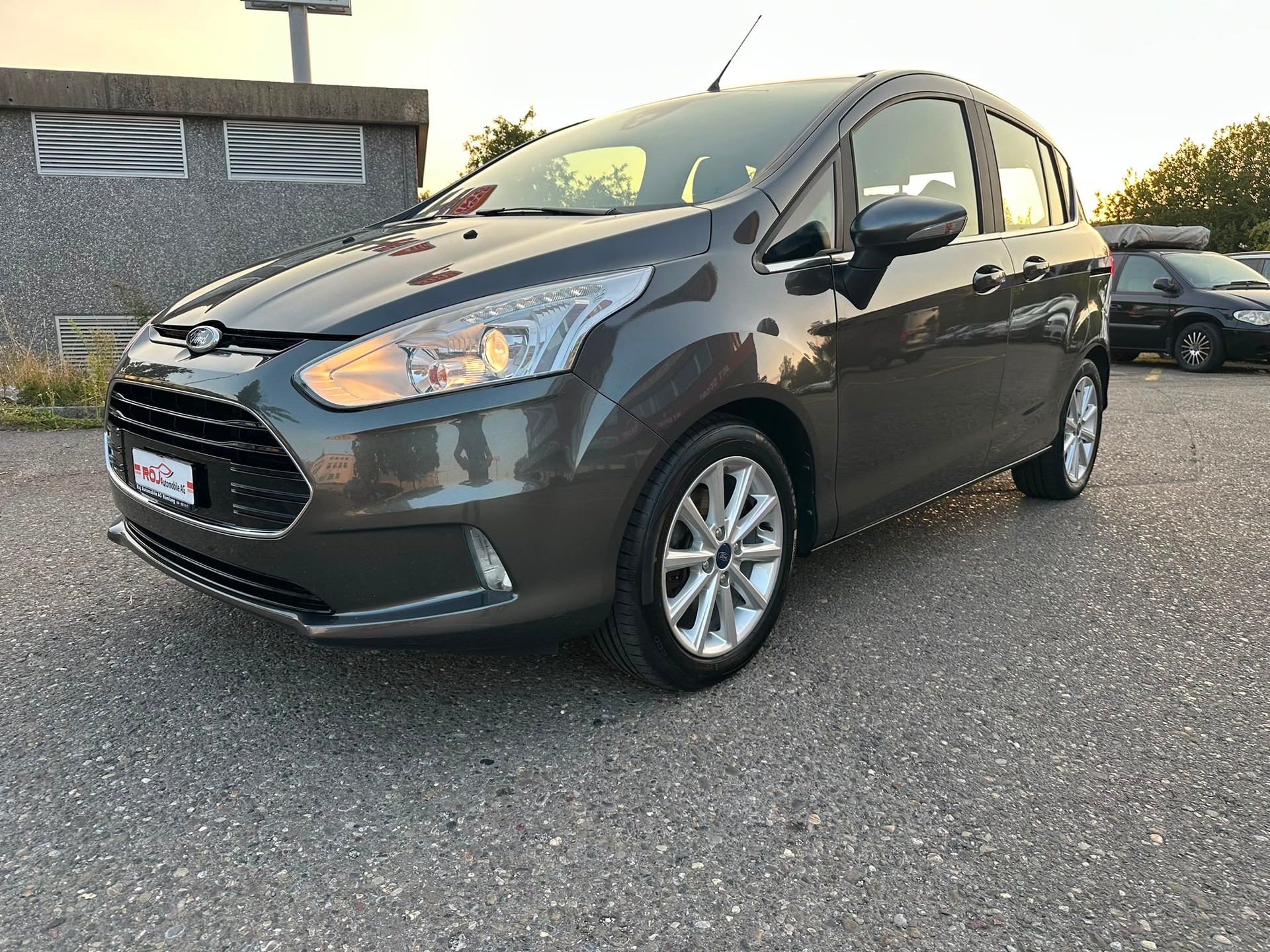 FORD B-Max 1.6 Ti-VCT Titanium PowerShift-image-1