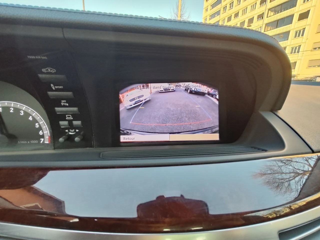 MERCEDES-BENZ S 500 L BlueEfficiency SS 4Matic 7G-Tronic-image-8