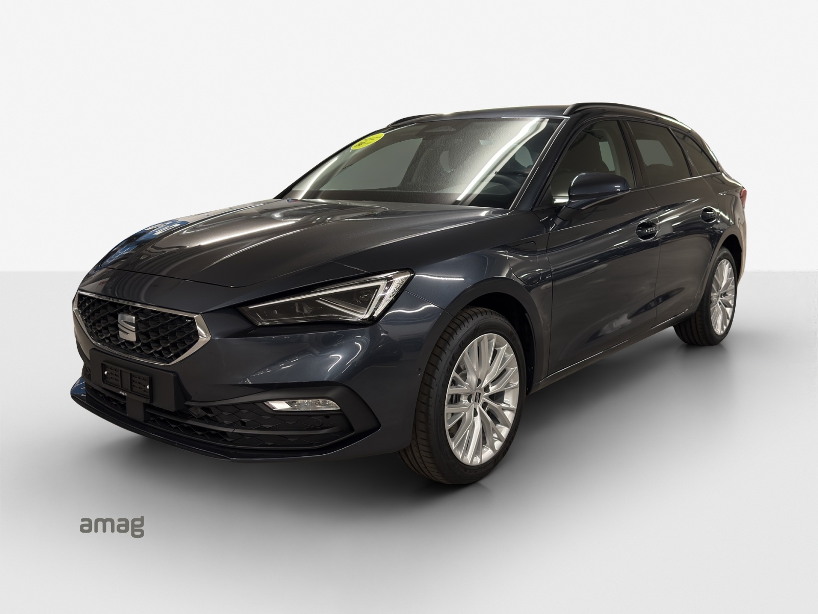 SEAT Leon ST 1.5 eHybrid pHEV DSG Business Edition-image-0