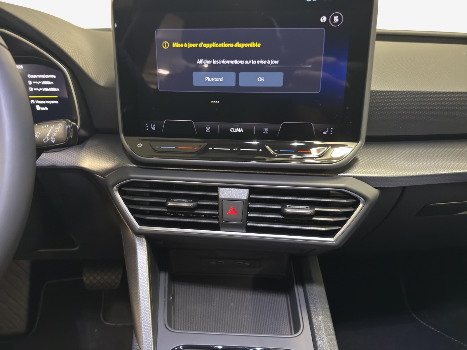 SEAT Leon ST 1.5 eHybrid pHEV DSG Business Edition-image-10